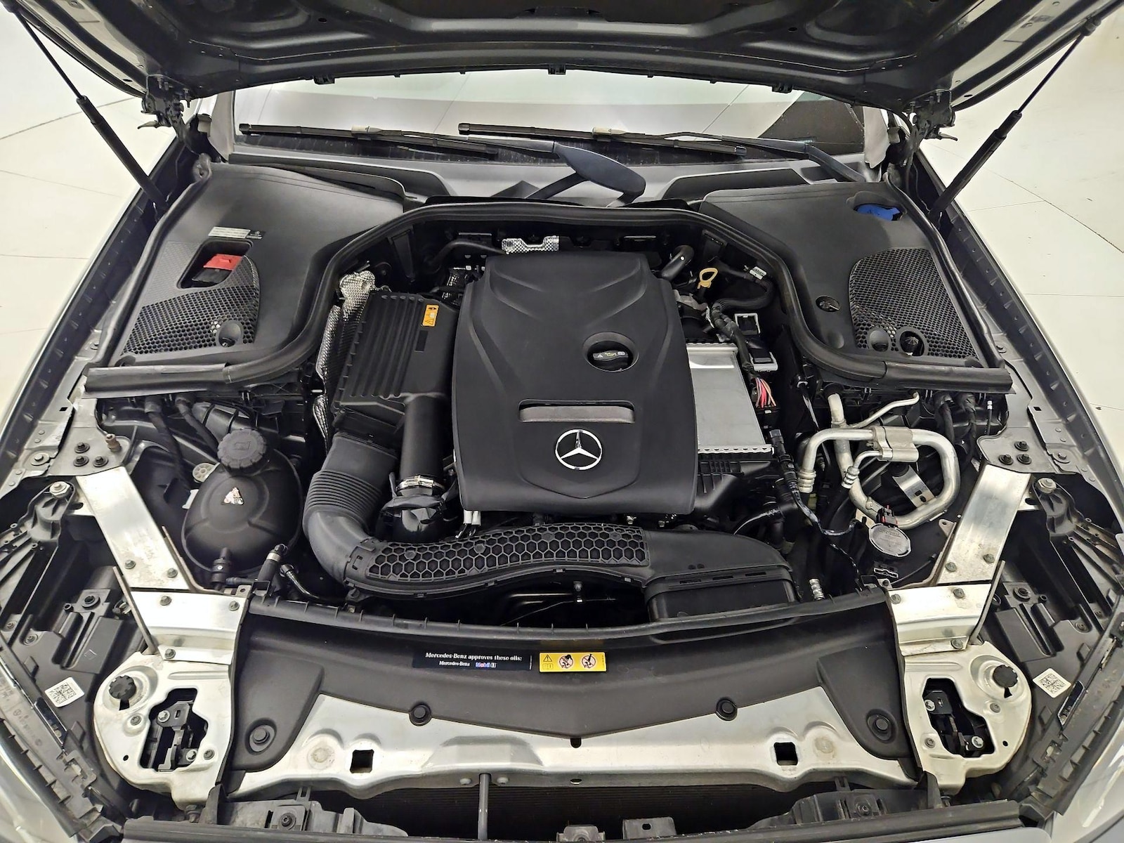 2018 Mercedes-Benz E-Class E300 - Photo 21