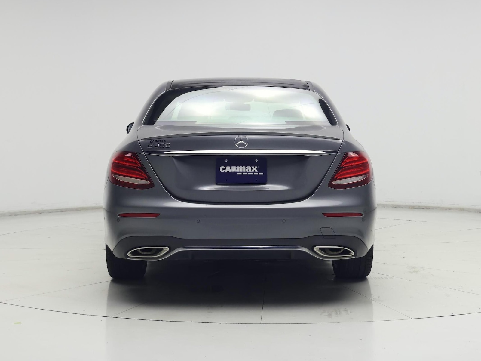2018 Mercedes-Benz E-Class E300 - Photo 7