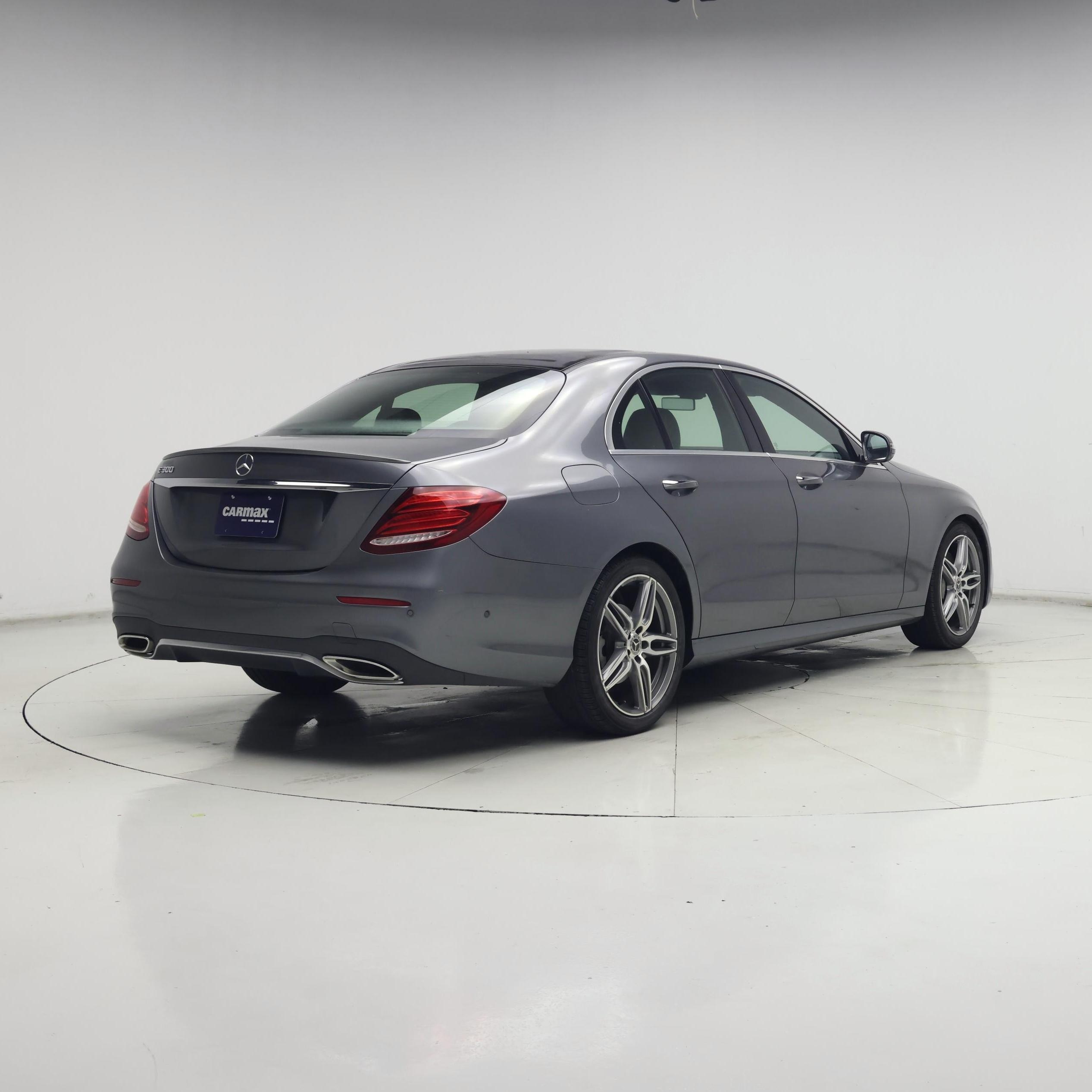 Thumbnail: 2018 Mercedes-Benz E-Class - 8