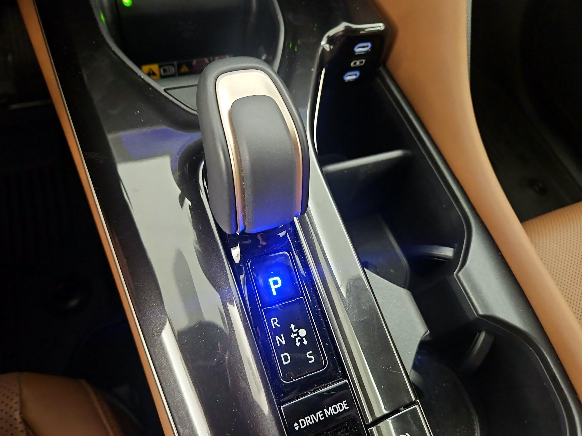 Thumbnail: 2025 Toyota Crown Signia - 17