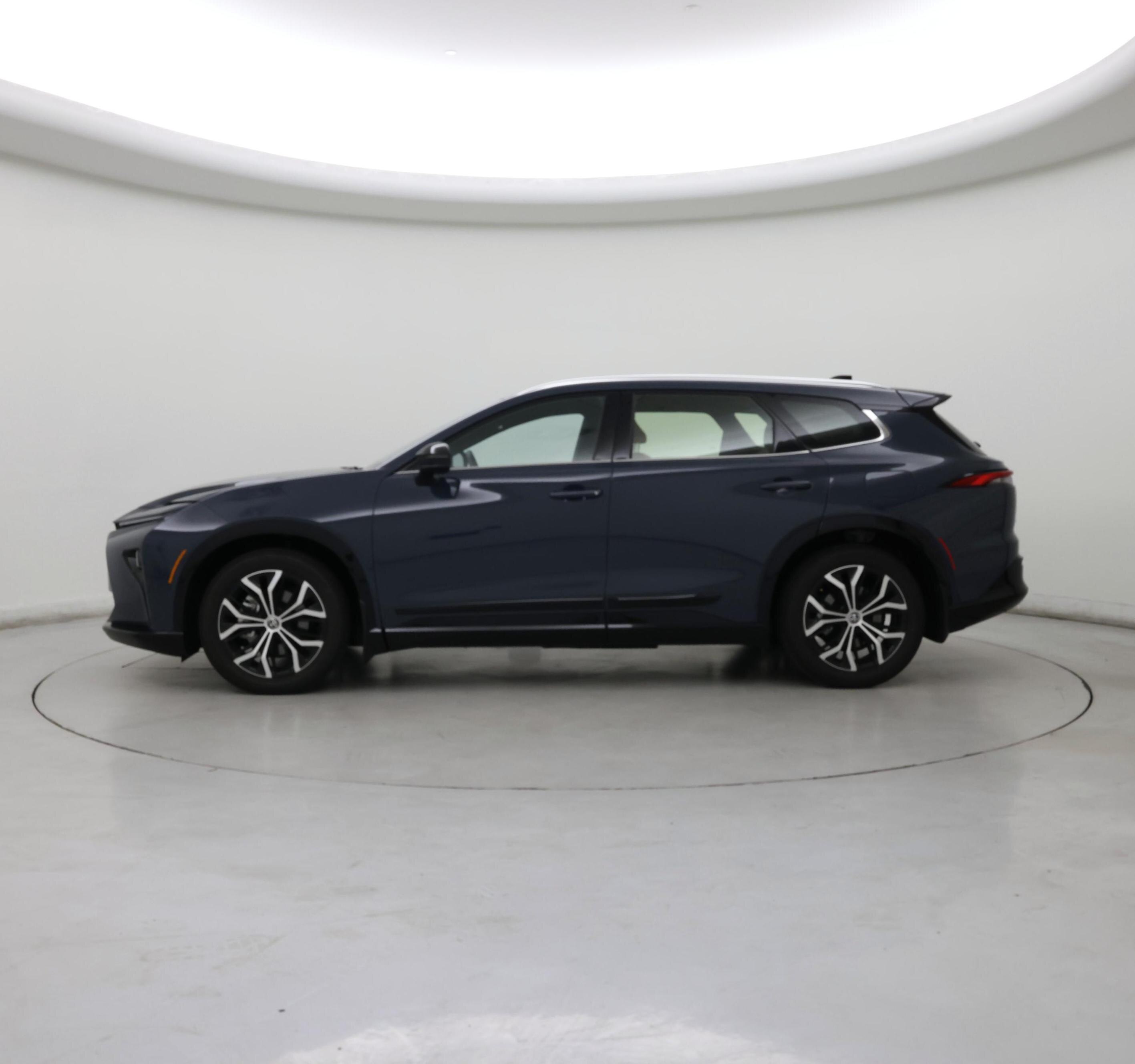Thumbnail: 2025 Toyota Crown Signia - 3