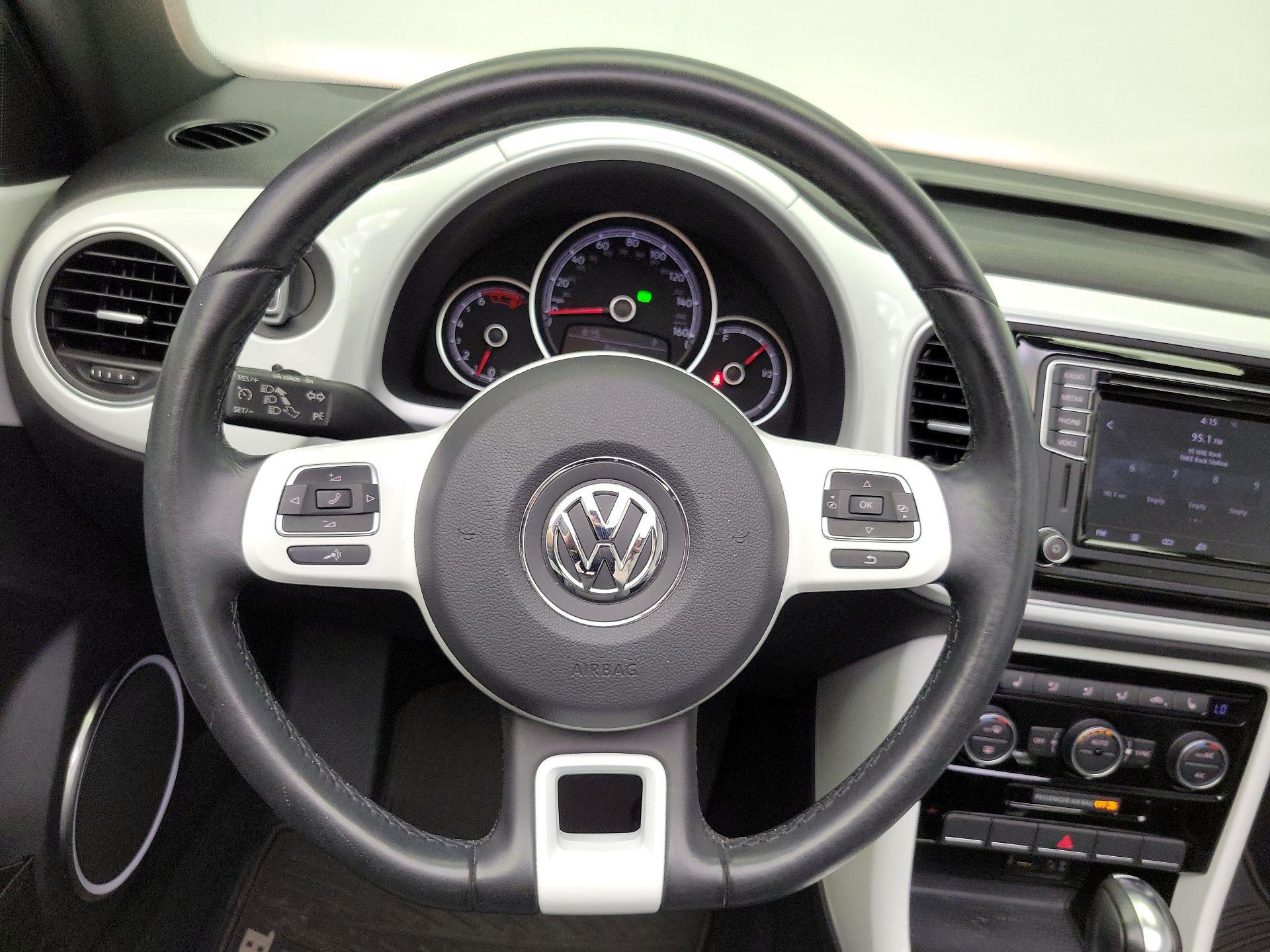 Thumbnail: 2019 Volkswagen Beetle - 10