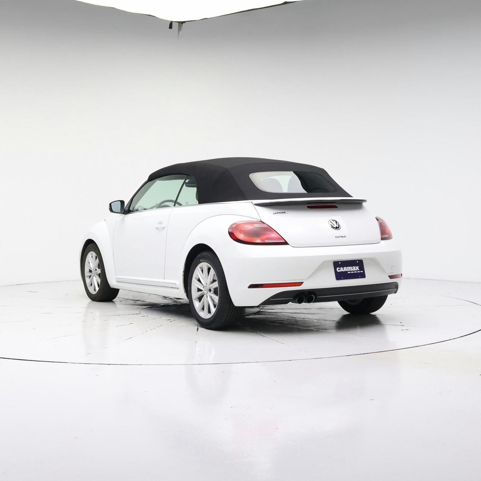 Thumbnail: 2019 Volkswagen Beetle - 2
