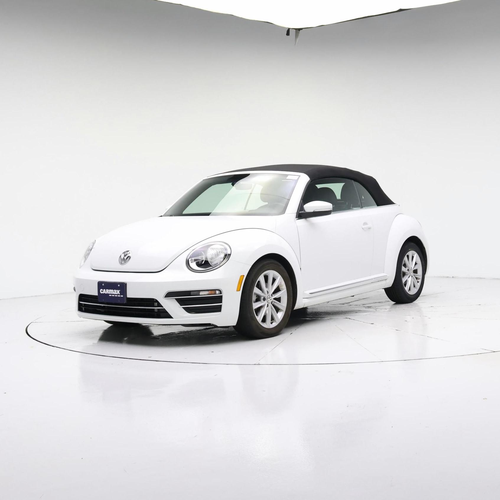 Thumbnail: 2019 Volkswagen Beetle - 4