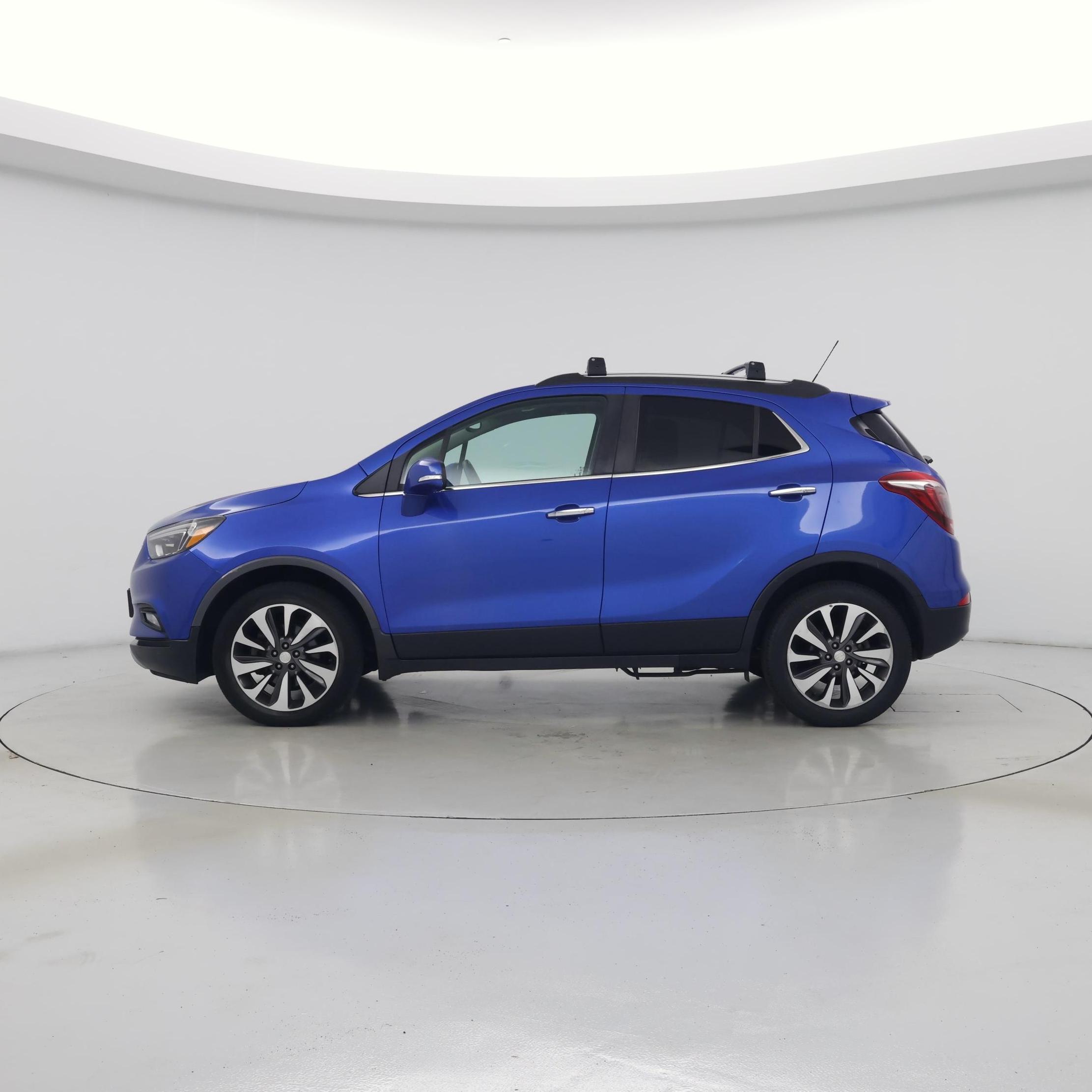 Thumbnail: 2018 Buick Encore - 3