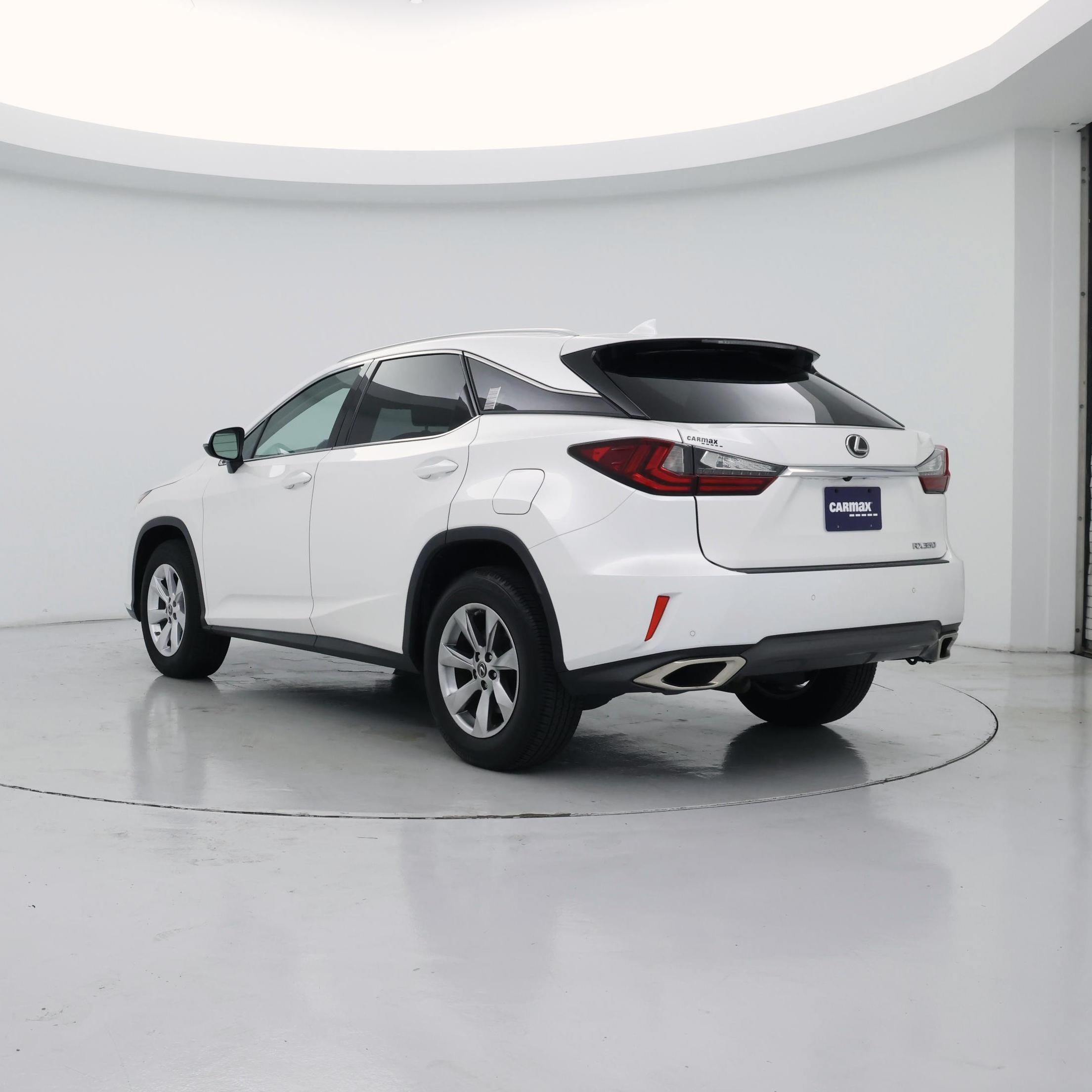 Thumbnail: 2019 Lexus RX - 2