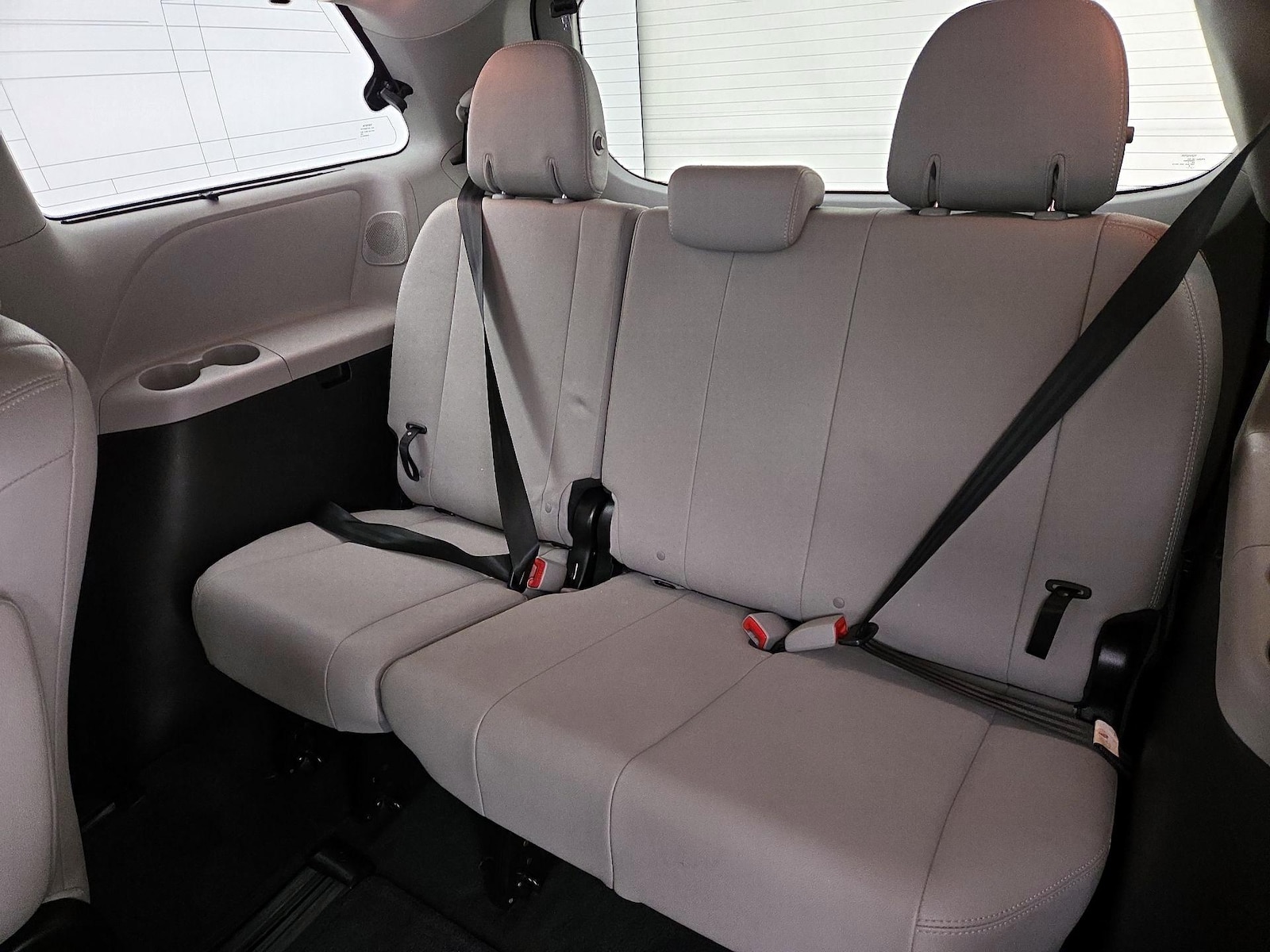 2017 Toyota Sienna Limited - Photo 23