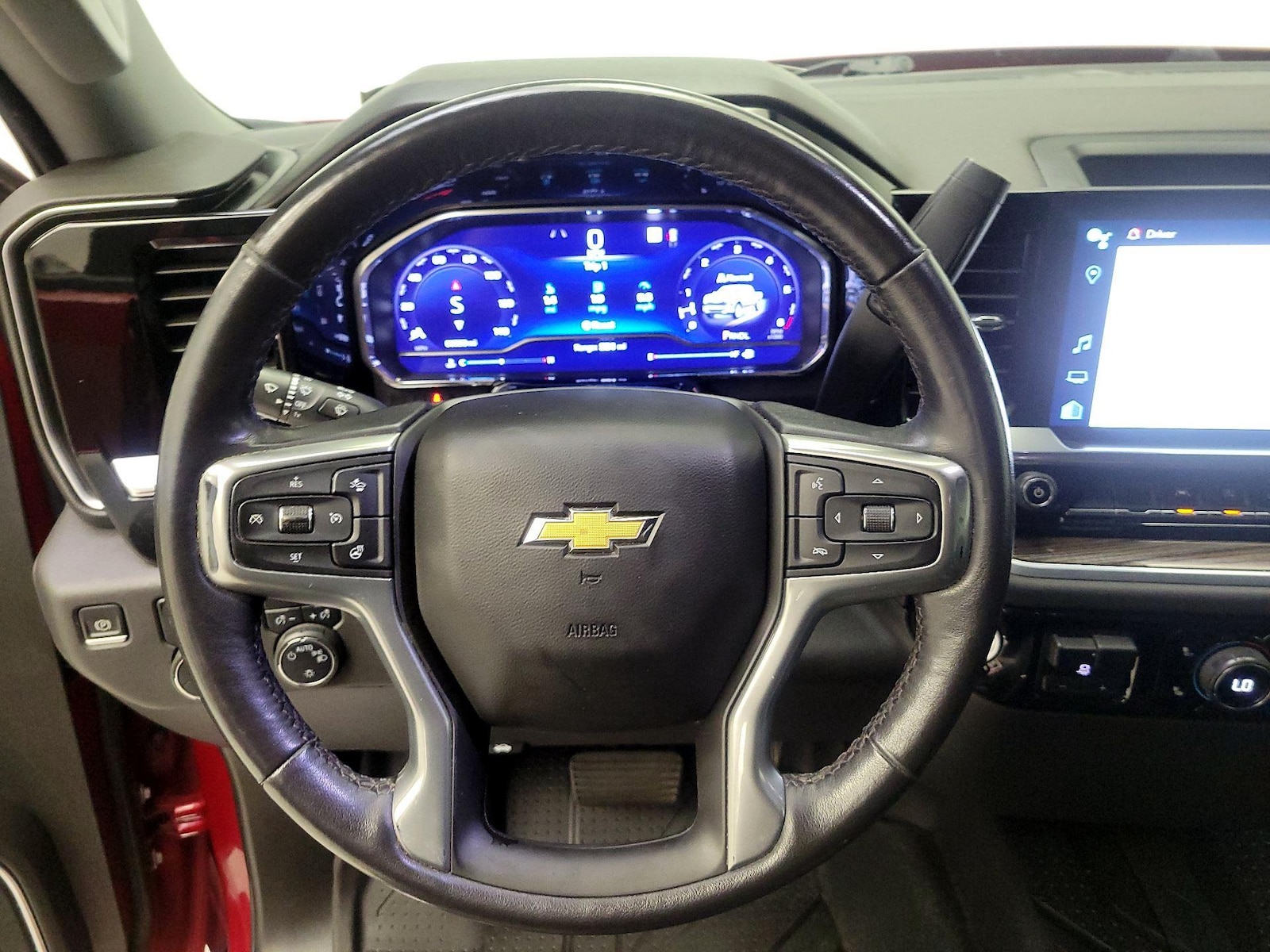 2022 Chevrolet Silverado 1500 LT - Photo 11