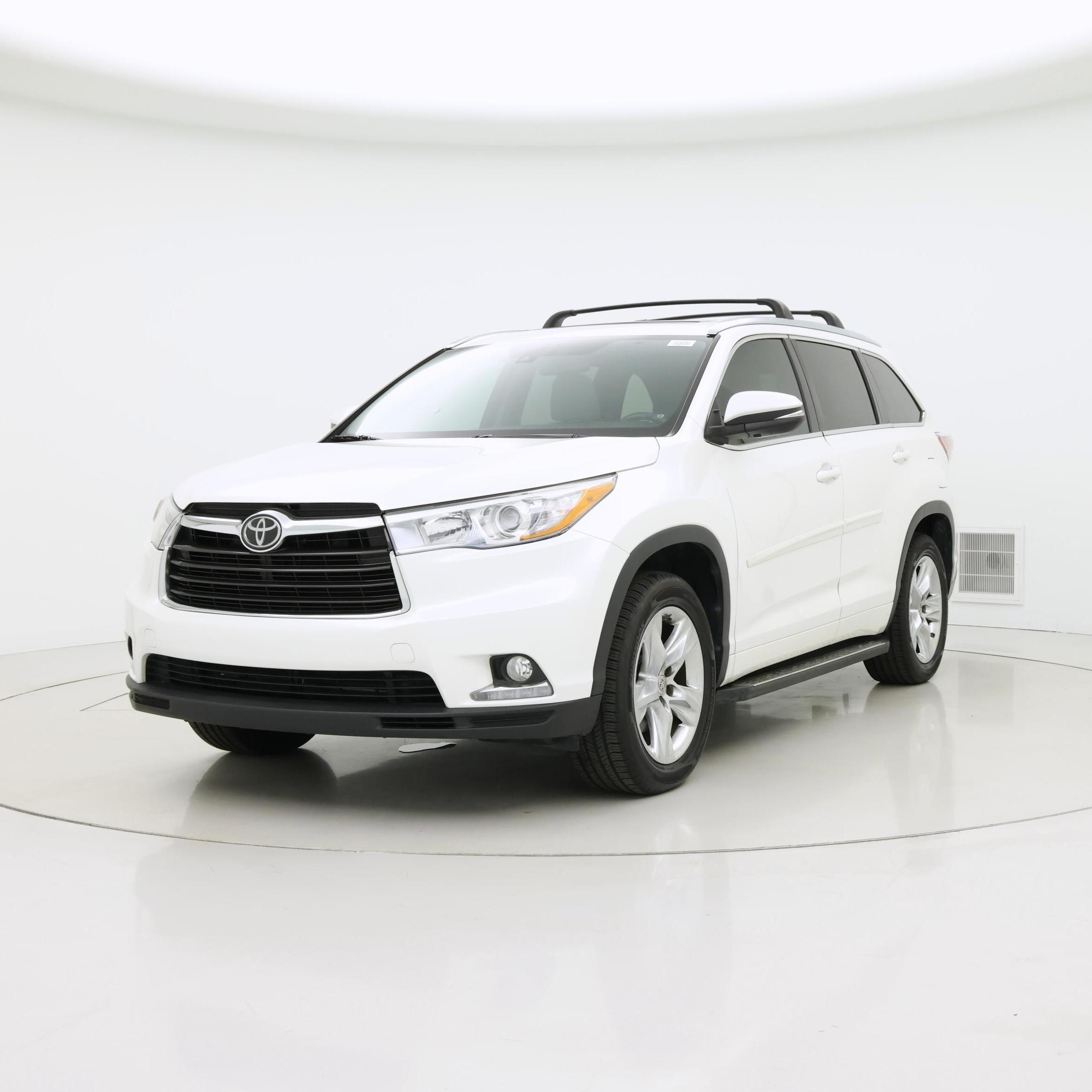 Thumbnail: 2015 Toyota Highlander - 4