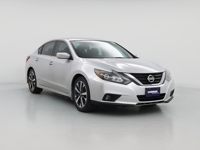 2016 Nissan Altima SR -
                  Jacksonville, FL