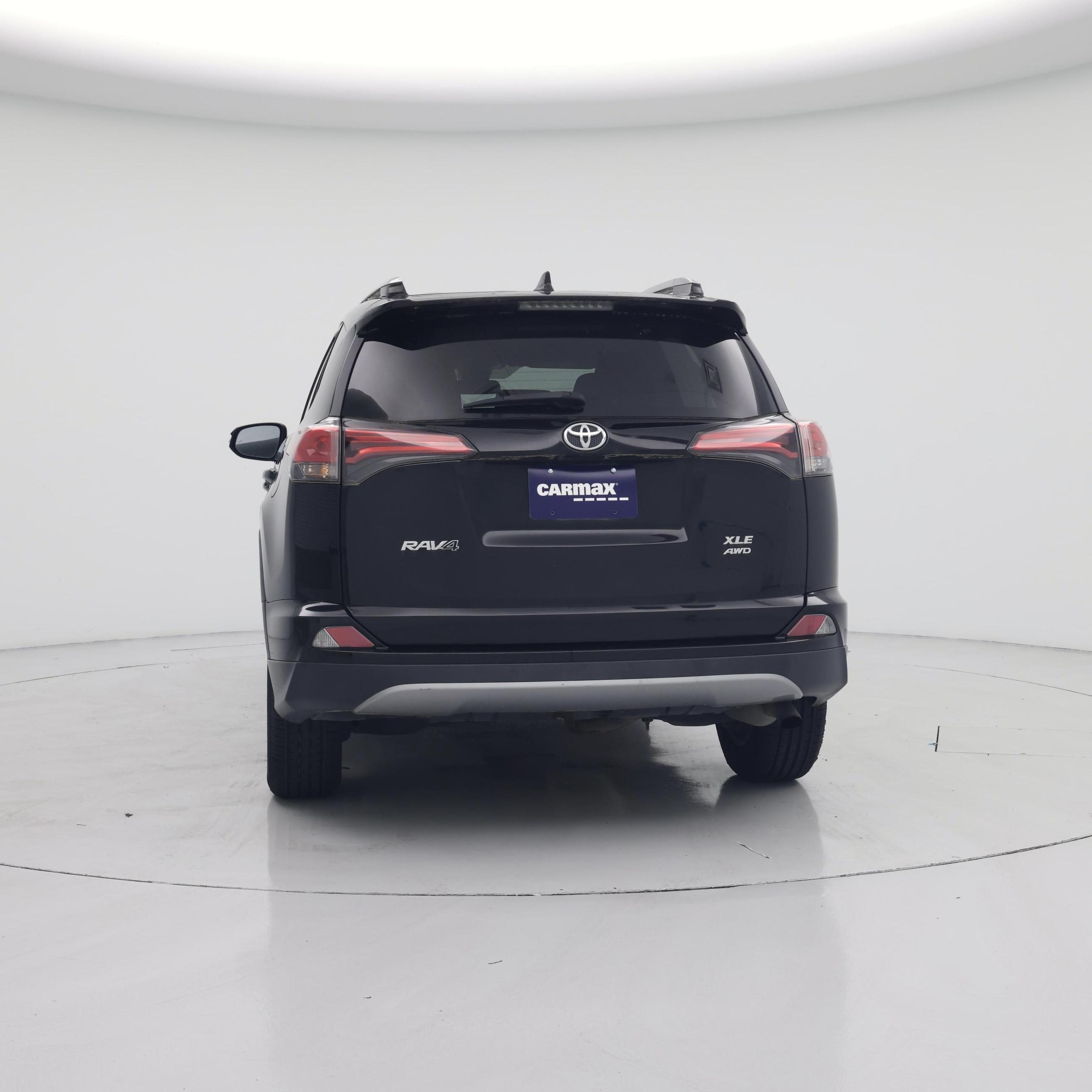 Thumbnail: 2018 Toyota RAV4 - 6