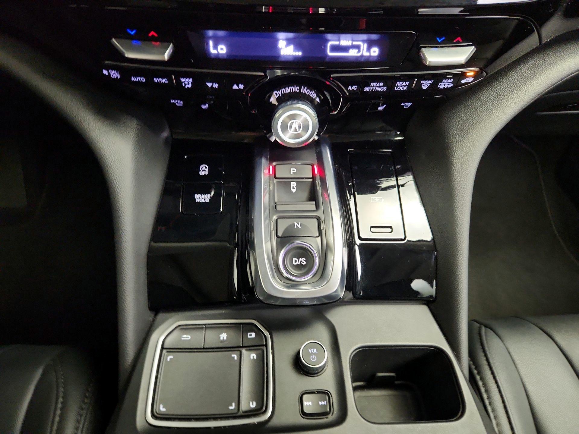 Thumbnail: 2023 Acura MDX - 17