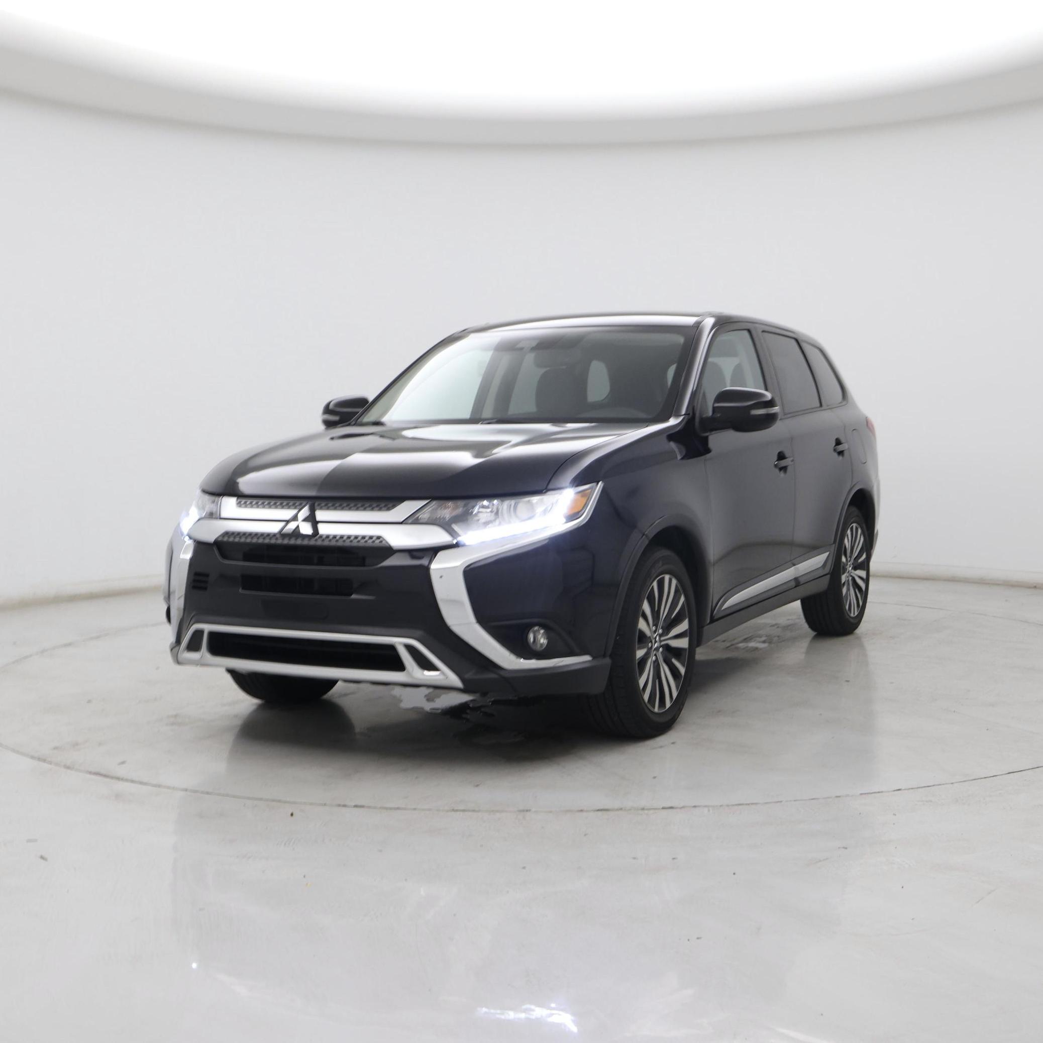 Thumbnail: 2020 Mitsubishi Outlander - 4