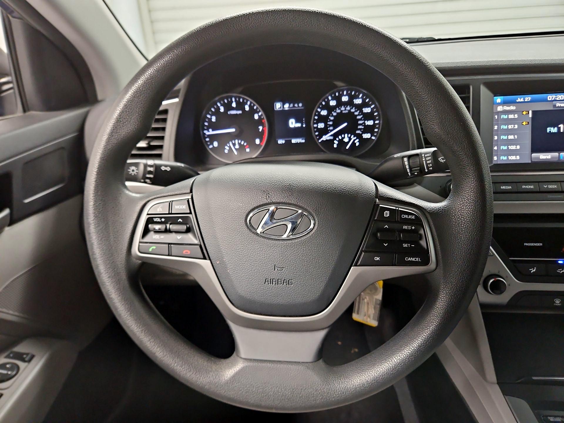 Thumbnail: 2018 Hyundai Elantra - 10