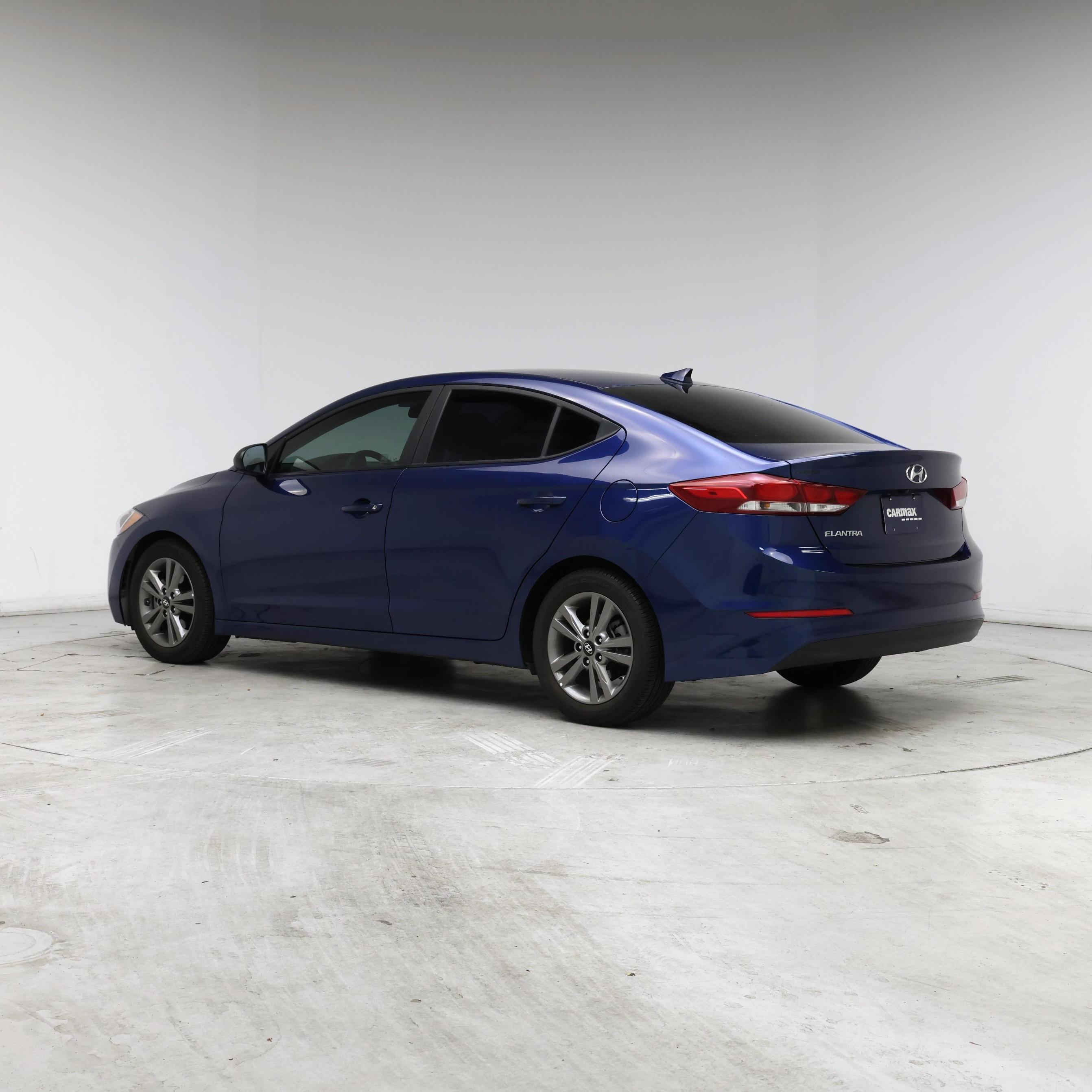 Thumbnail: 2018 Hyundai Elantra - 2