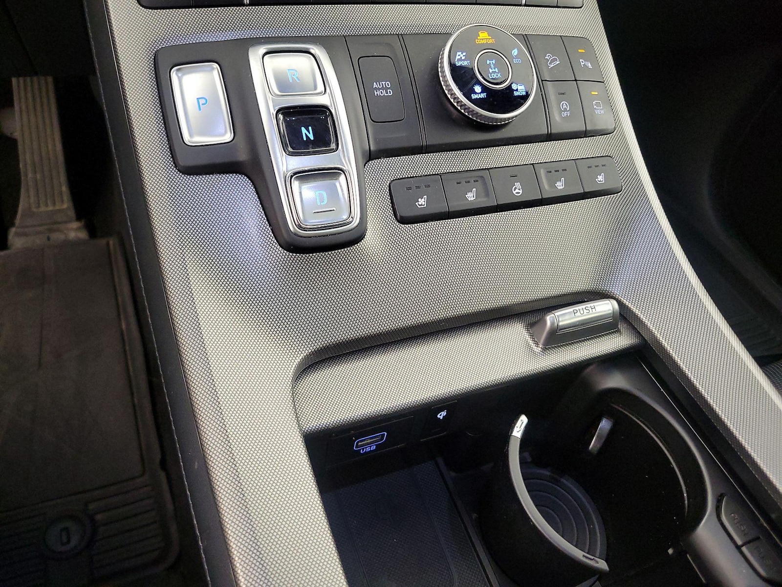 2020 Hyundai Palisade Limited - Photo 19