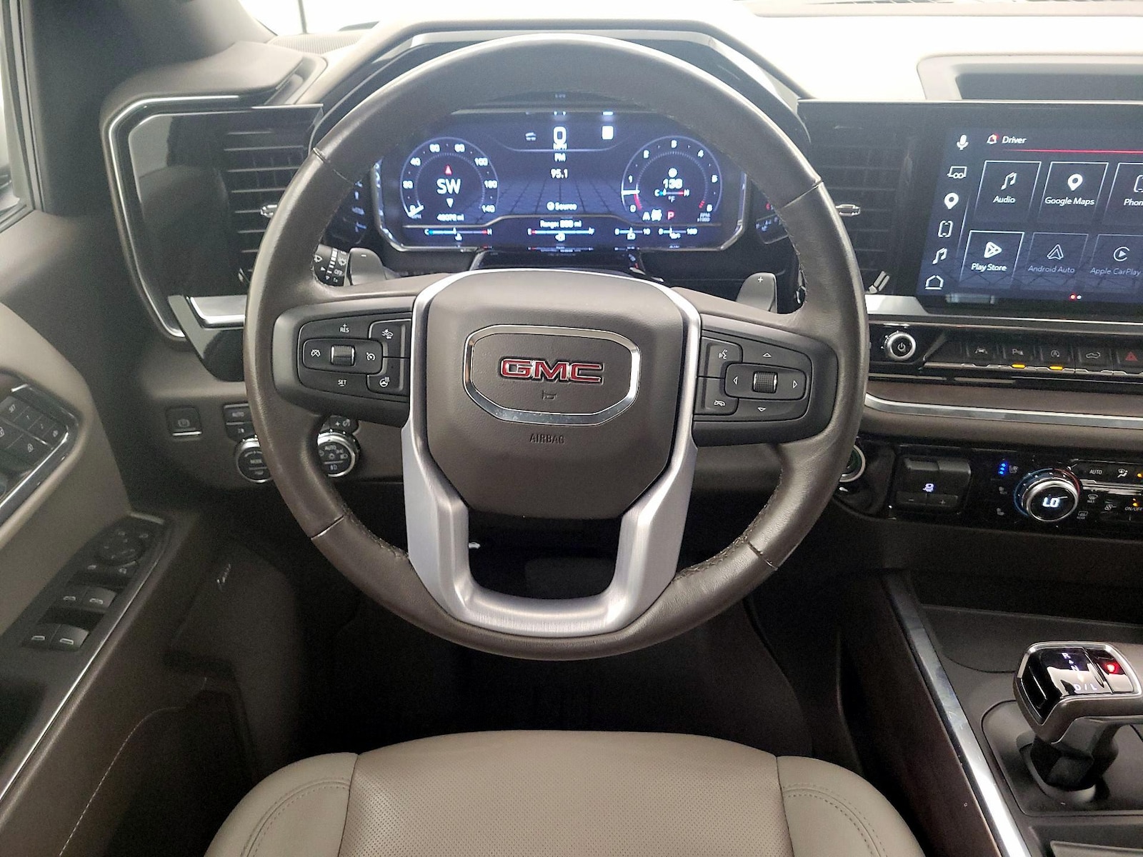 2022 GMC Sierra 1500 SLT - Photo 11