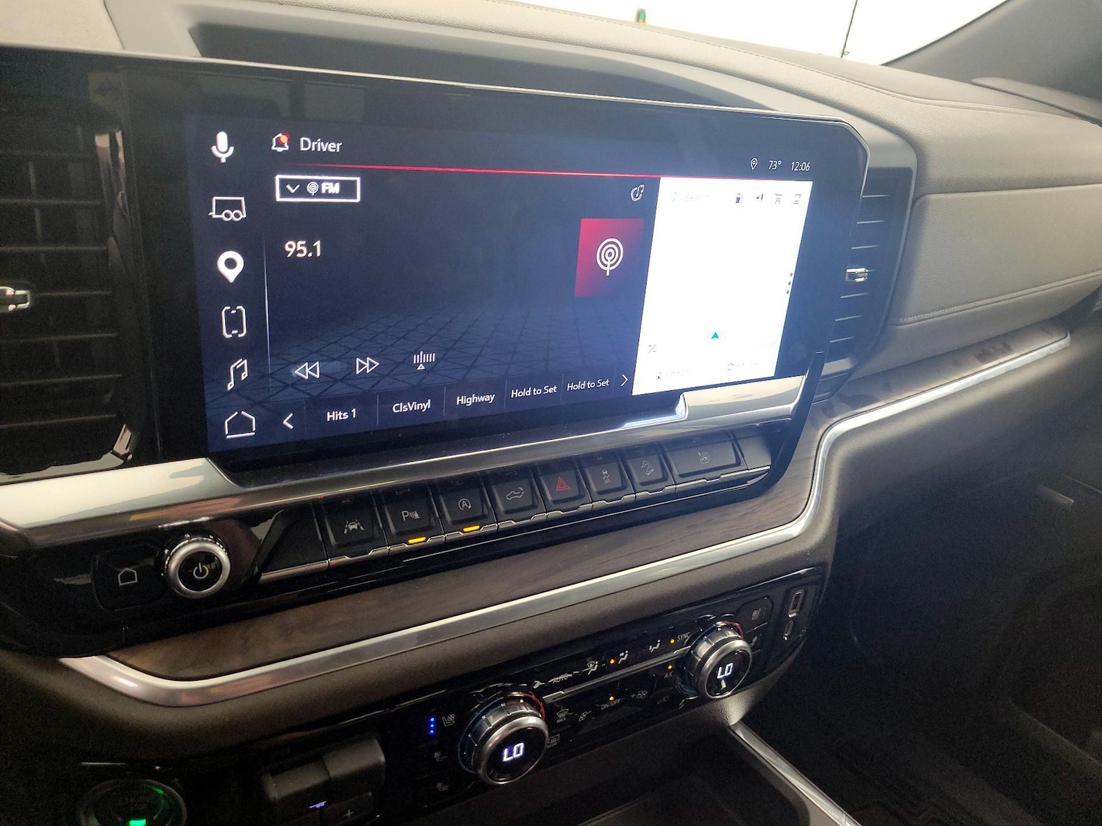 2022 GMC Sierra 1500 SLT - Photo 17