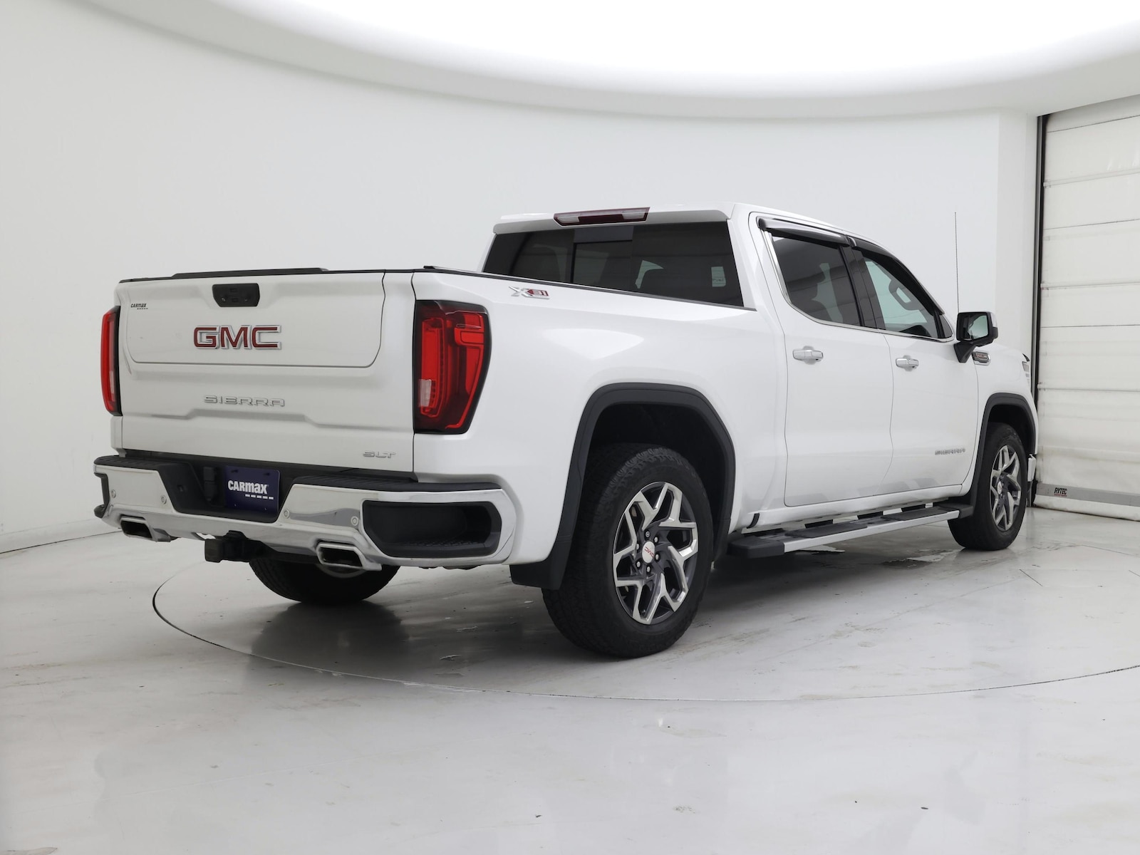2022 GMC Sierra 1500 SLT - Photo 9
