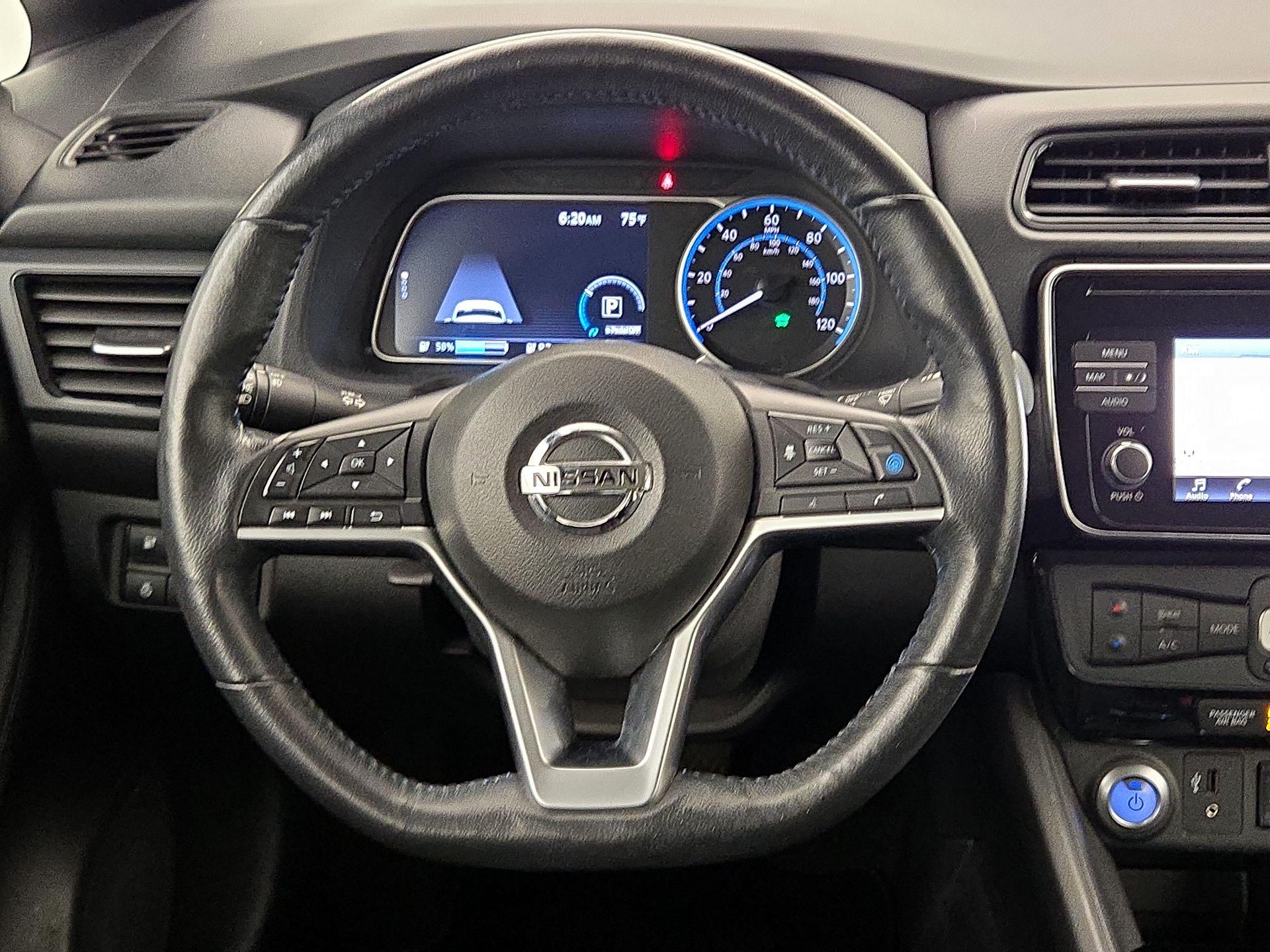 Thumbnail: 2019 Nissan Leaf - 10