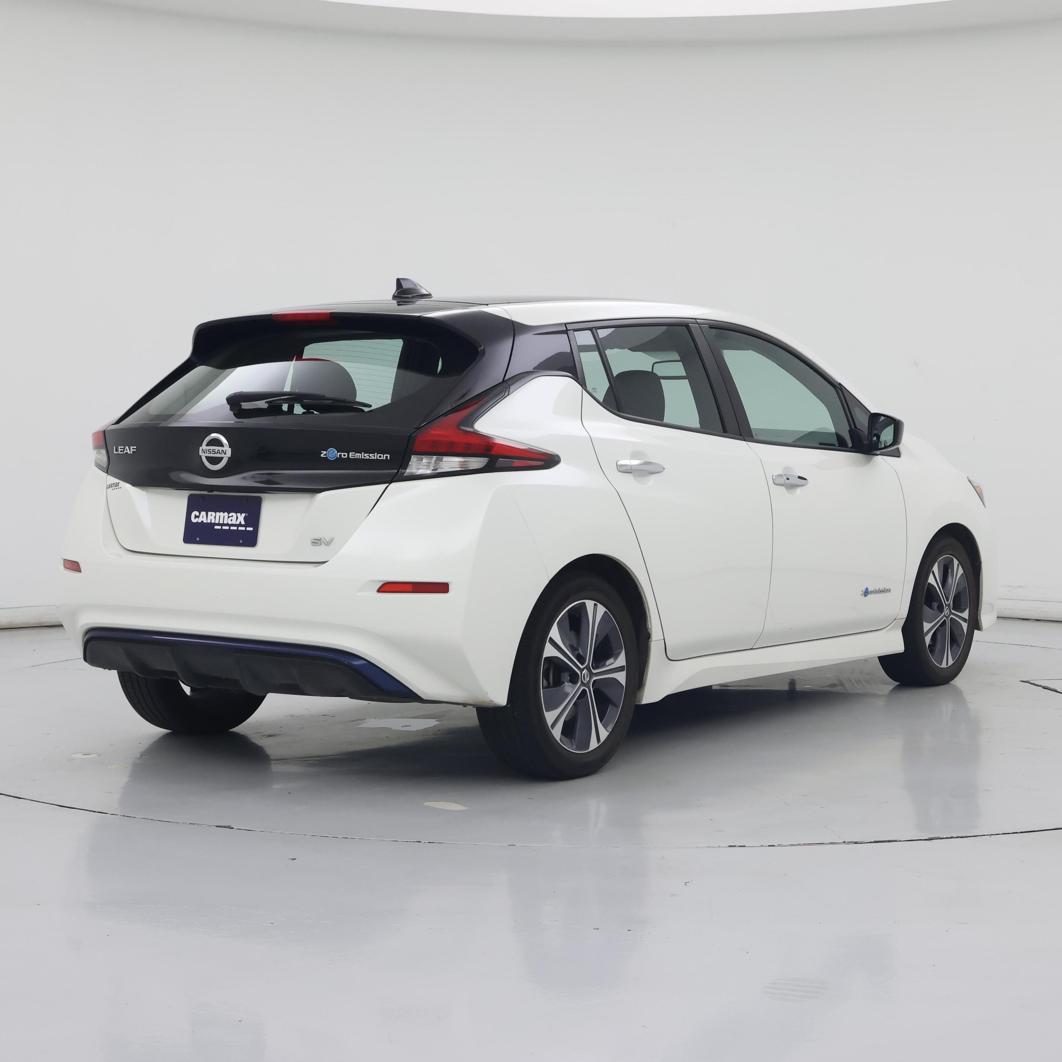 Thumbnail: 2019 Nissan Leaf - 8