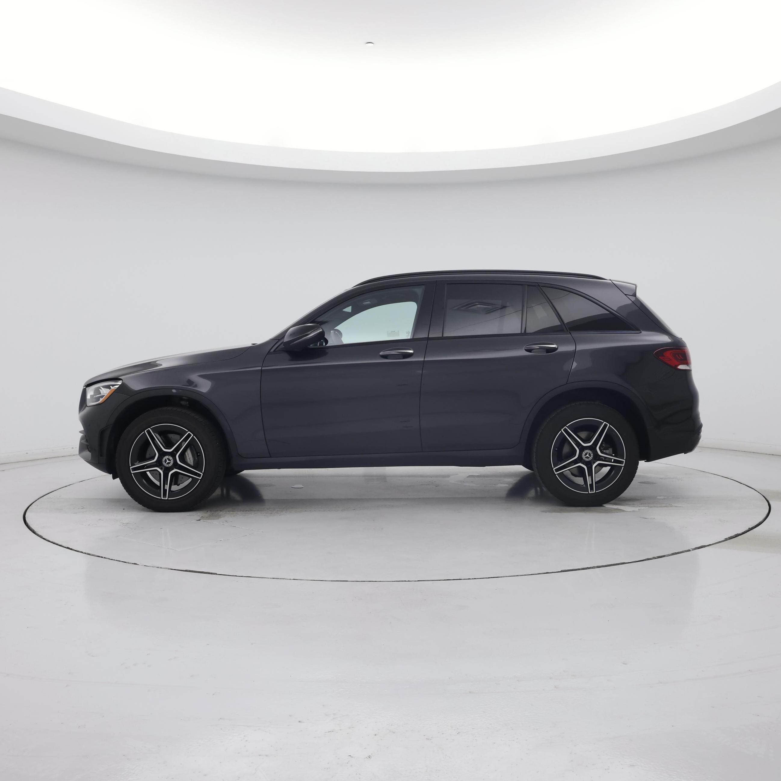 Thumbnail: 2022 Mercedes-Benz GLC - 3