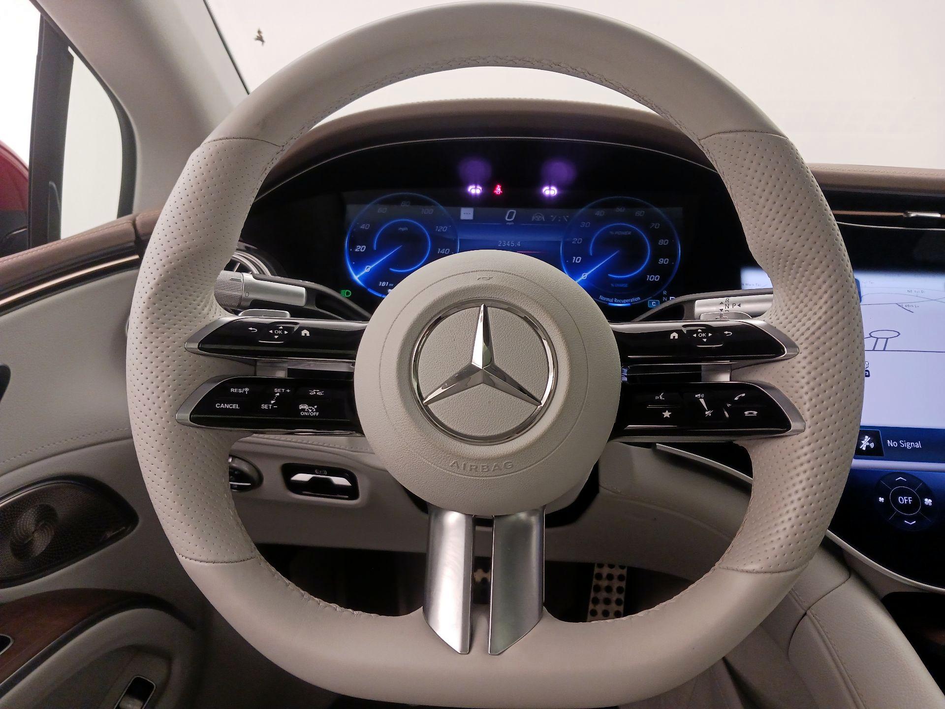Thumbnail: 2022 Mercedes-Benz EQS - 10