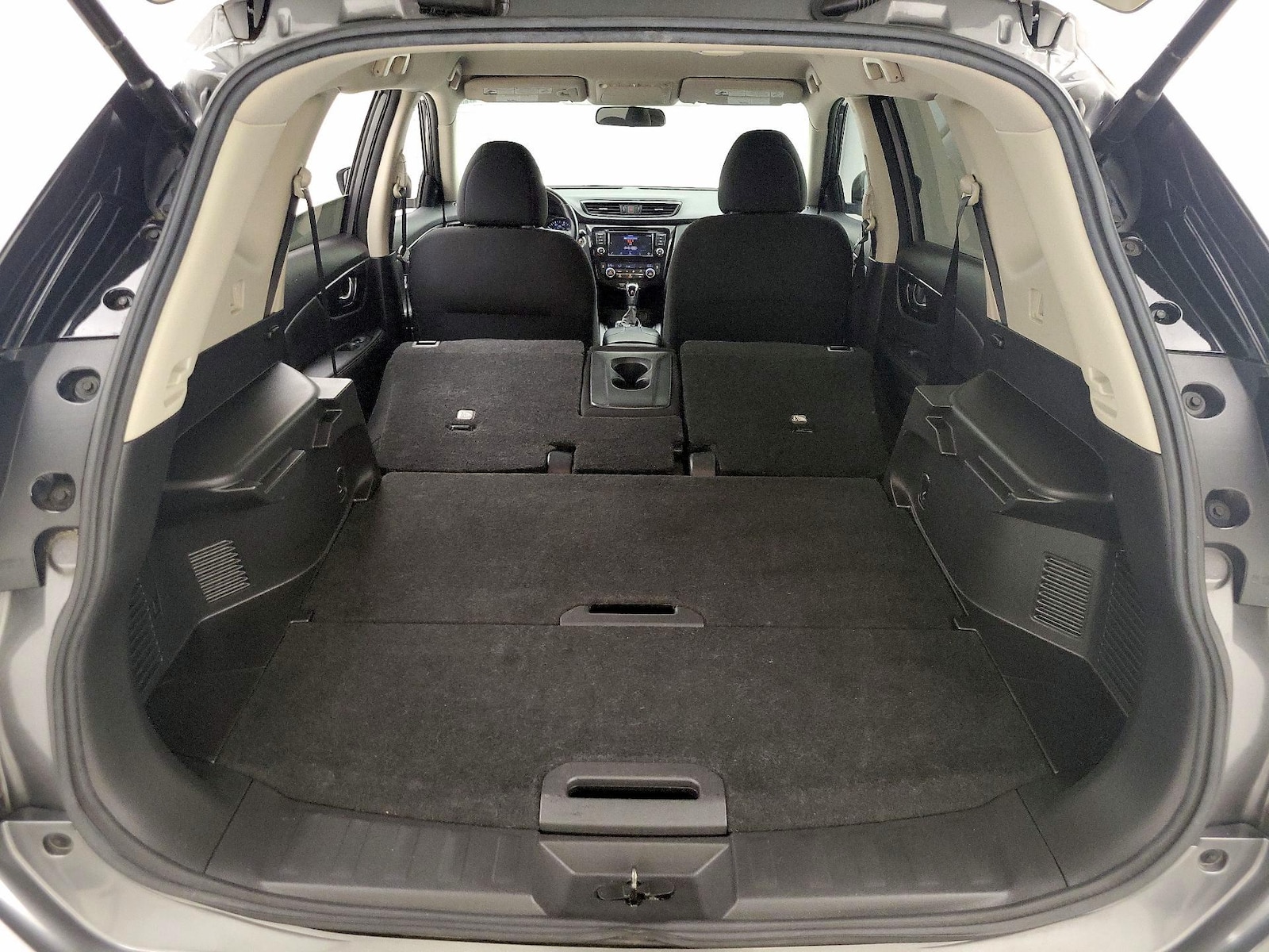 2018 Nissan Rogue SV - Photo 22