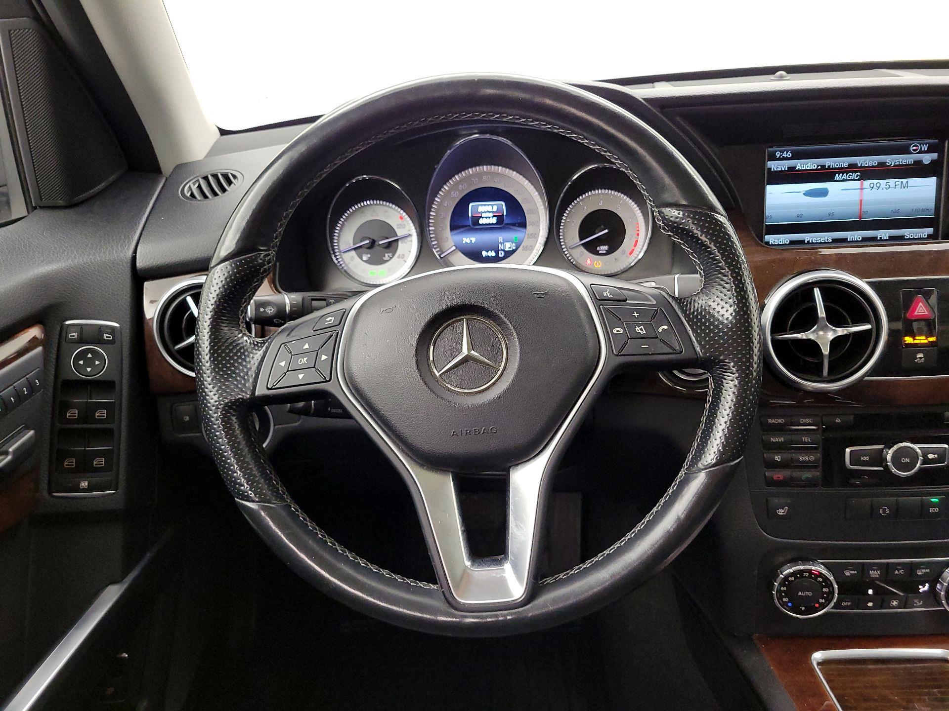 Thumbnail: 2015 Mercedes-Benz GLK - 10