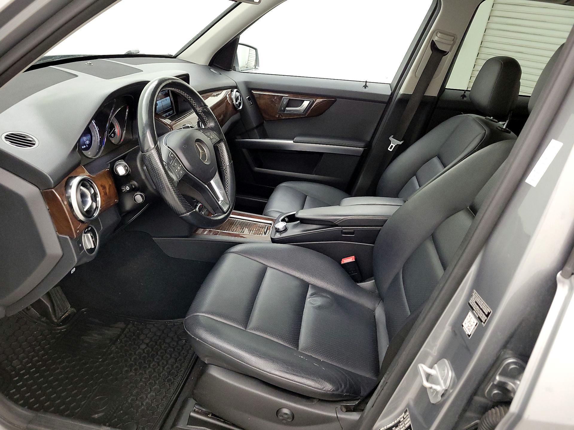 Thumbnail: 2015 Mercedes-Benz GLK - 11