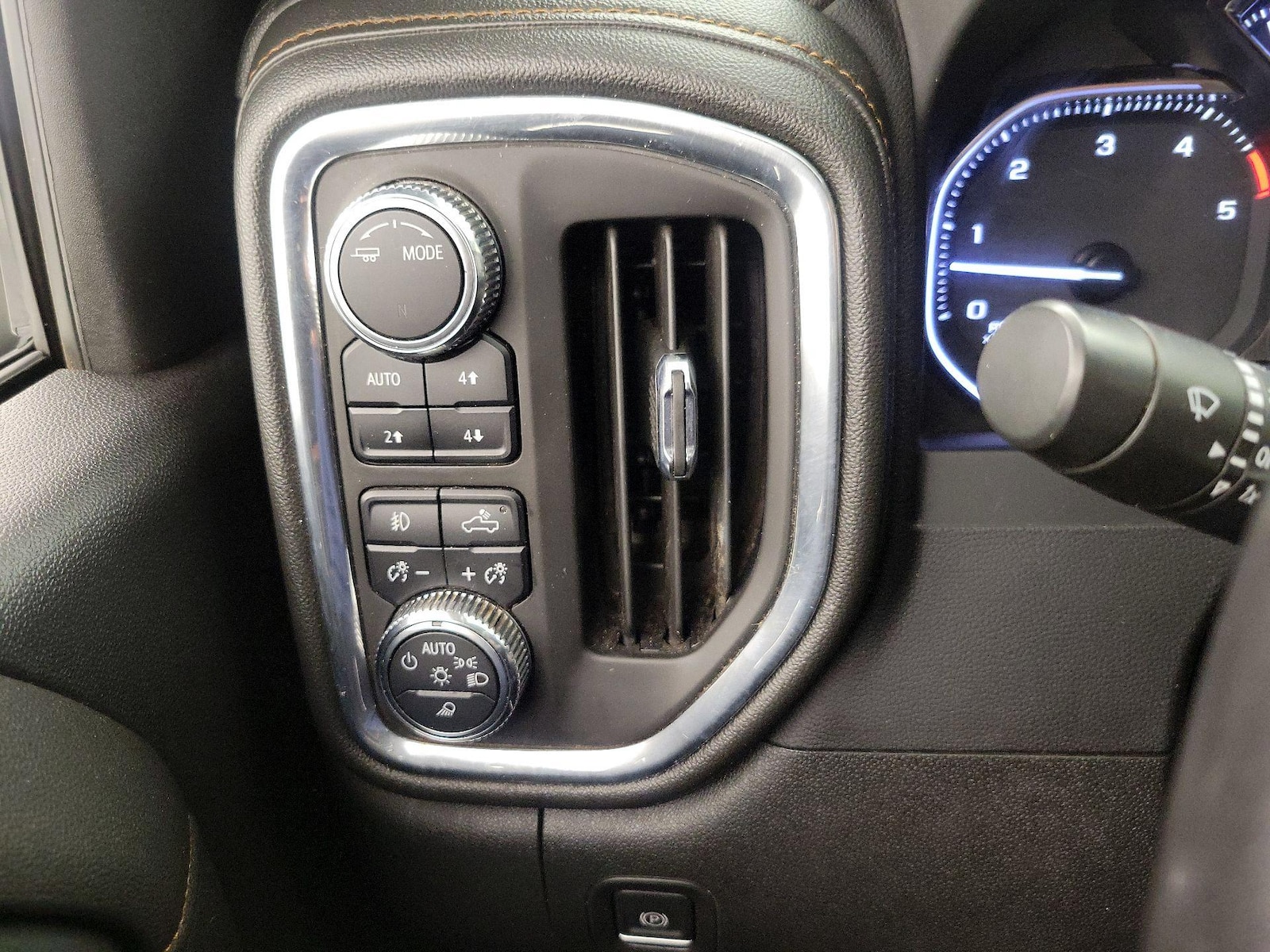 2023 GMC Sierra 2500HD AT4 - Photo 14