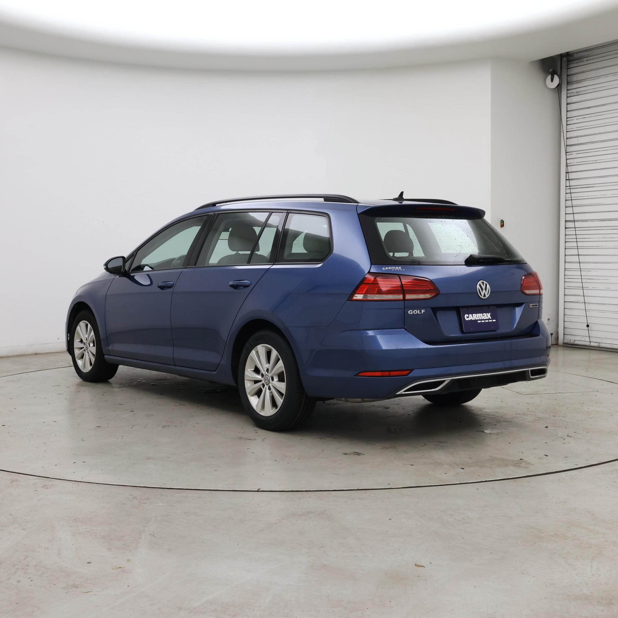 Thumbnail: 2019 Volkswagen Golf - 2