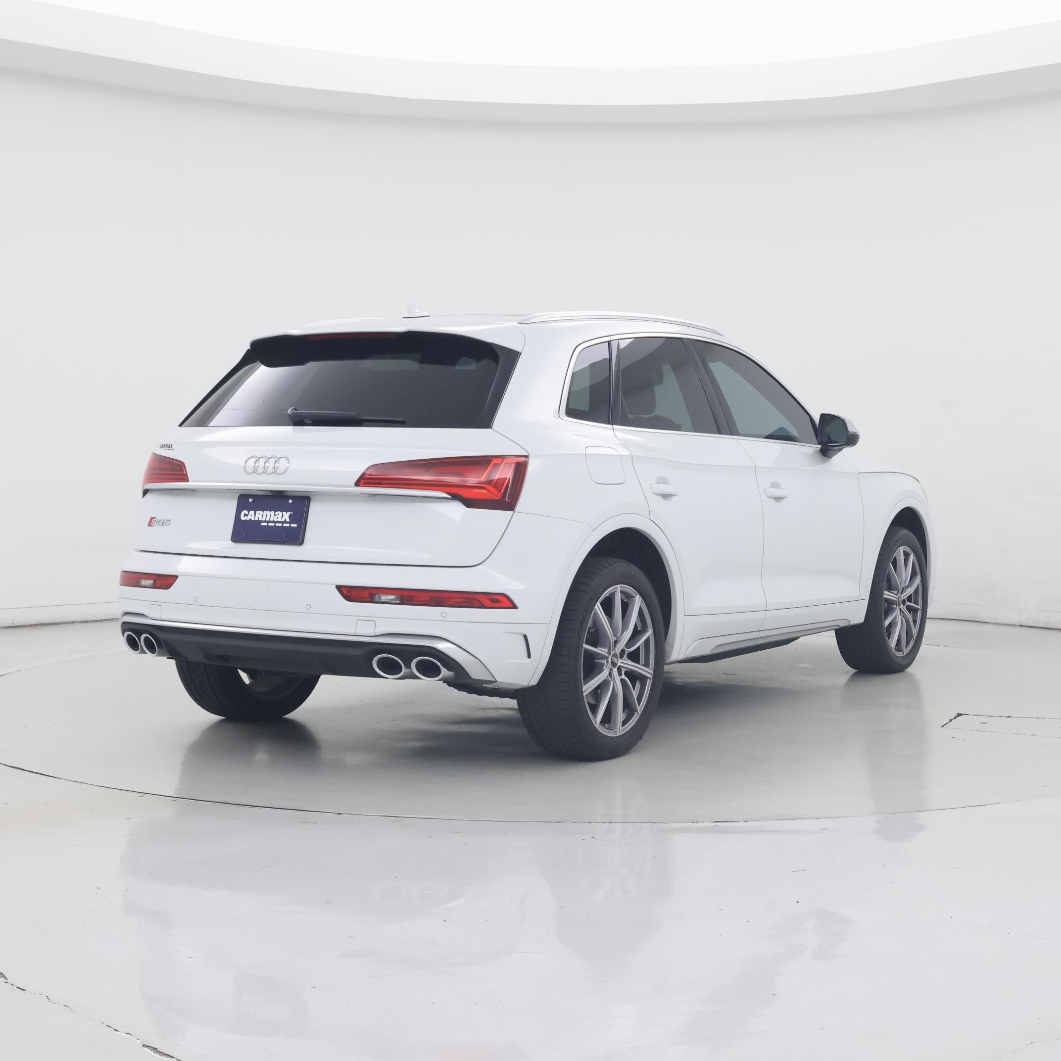 Thumbnail: 2022 Audi SQ5 - 8