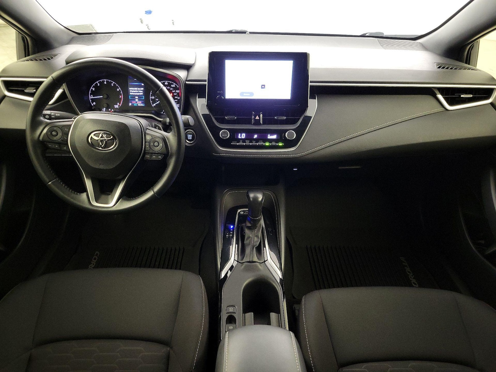 2023 Toyota Corolla Hatchback SE - Photo 10