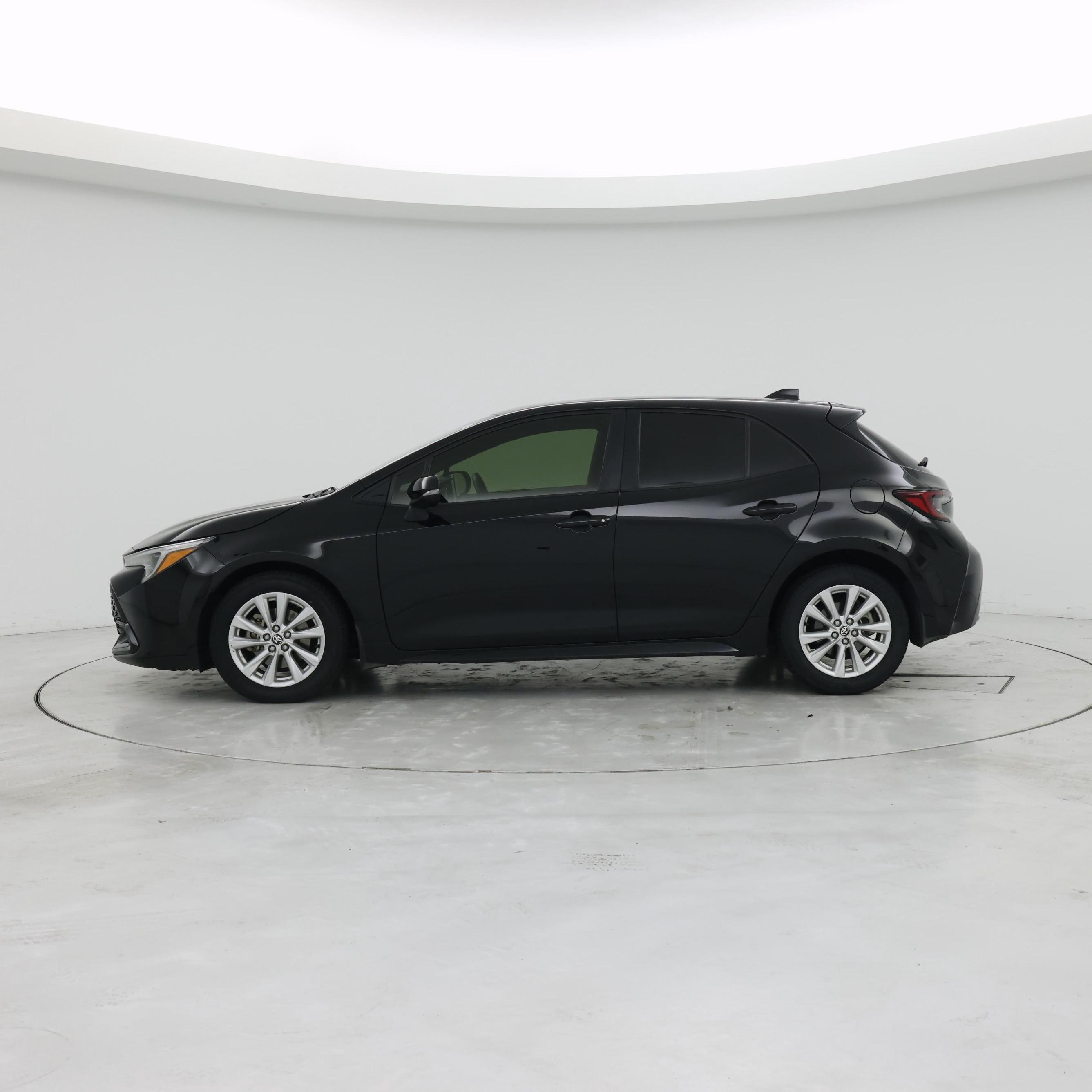Thumbnail: 2023 Toyota Corolla - 3