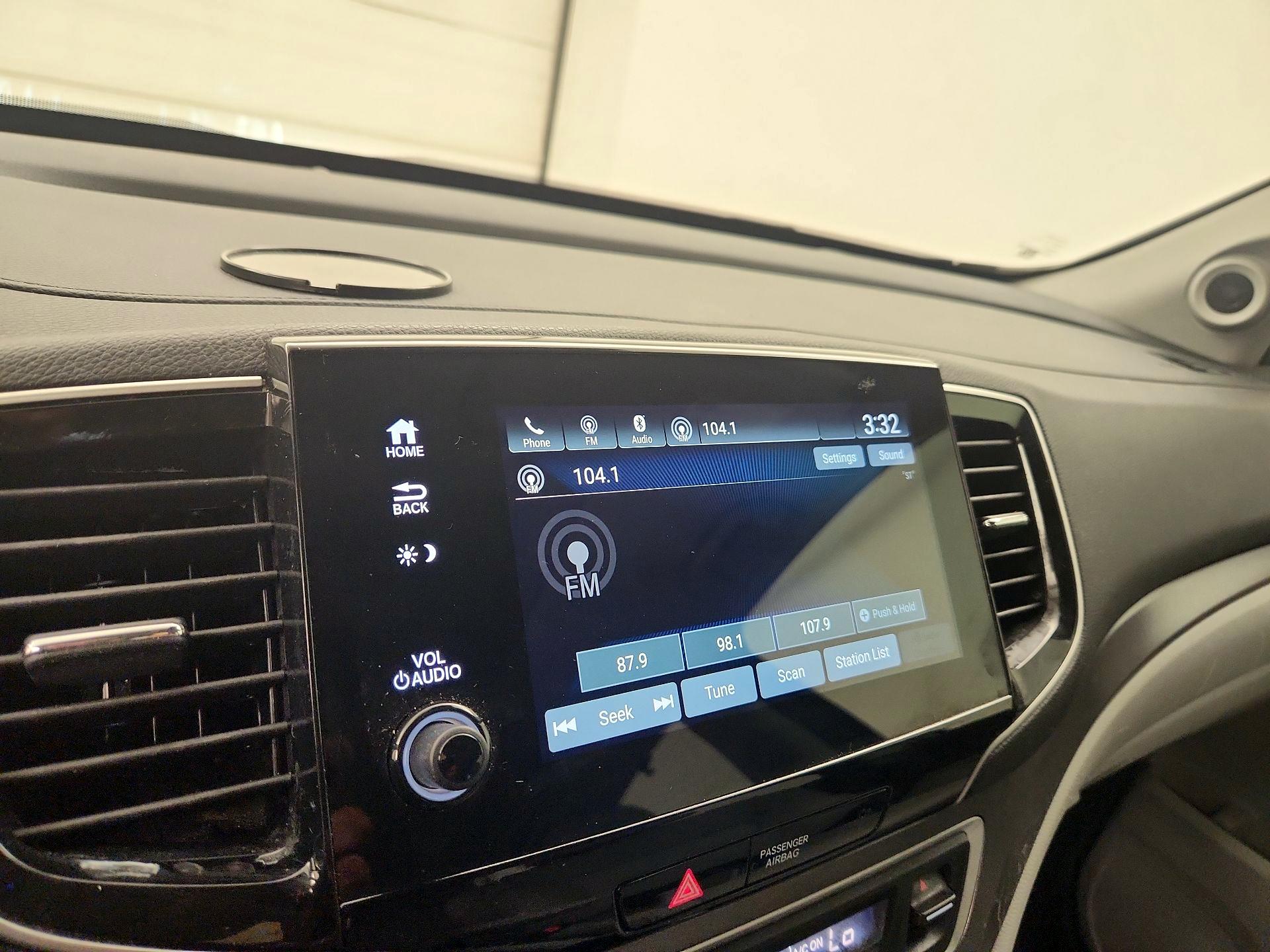Thumbnail: 2021 Honda Pilot - 15