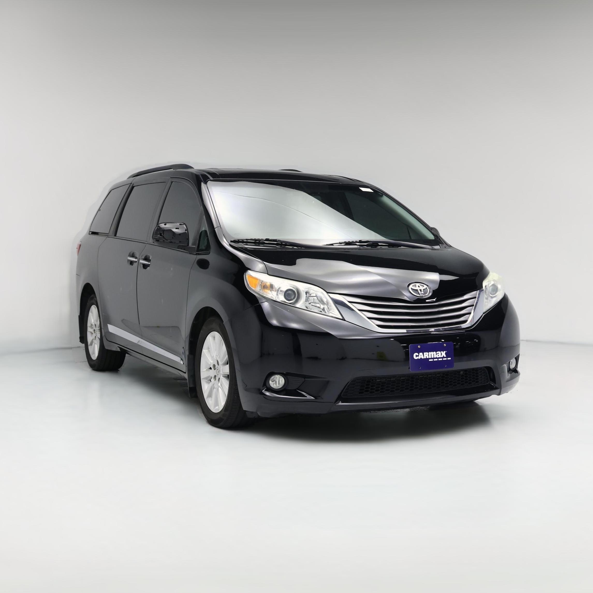 Thumbnail: 2016 Toyota Sienna - 1
