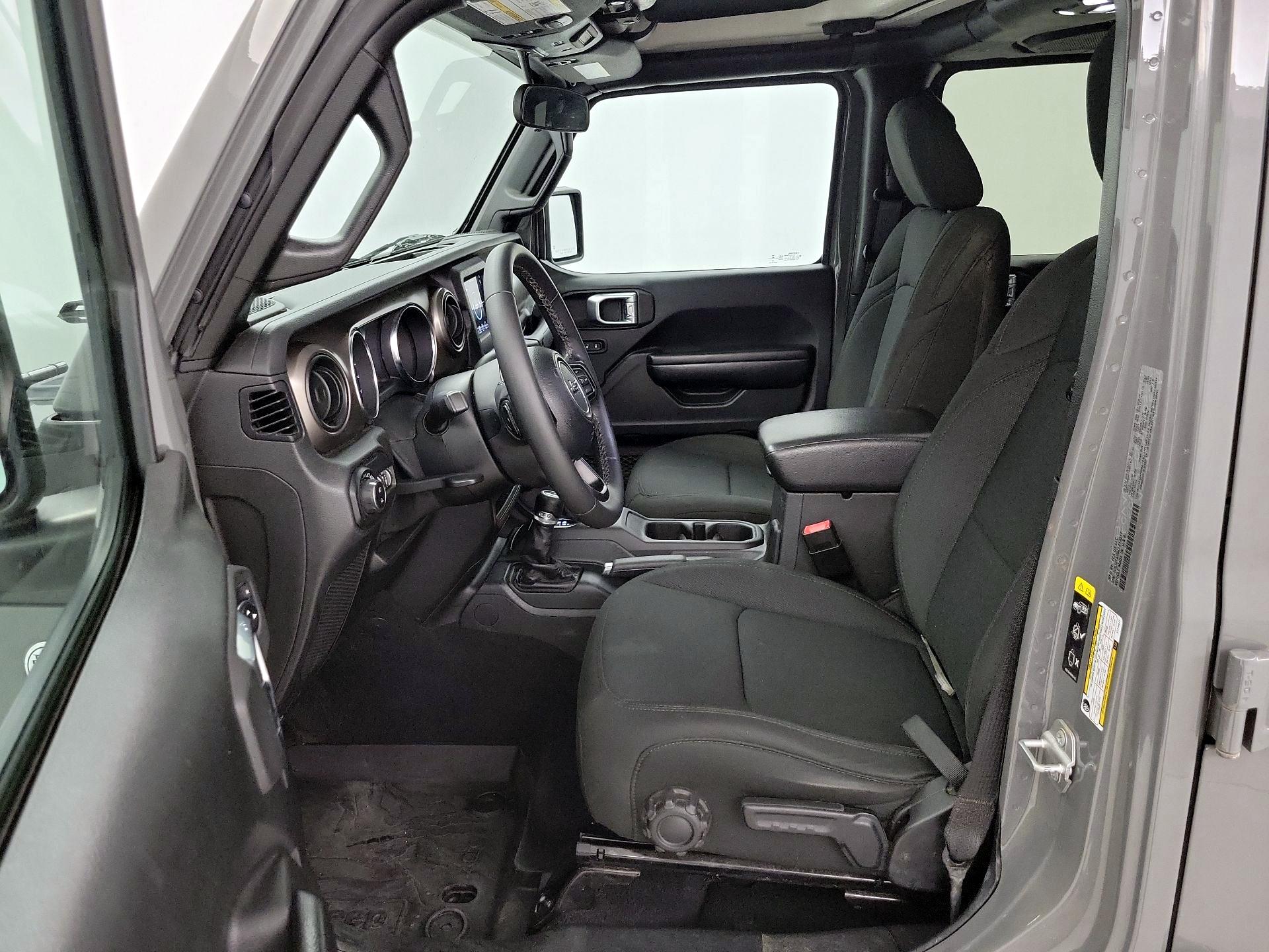 Thumbnail: 2020 Jeep Gladiator - 11