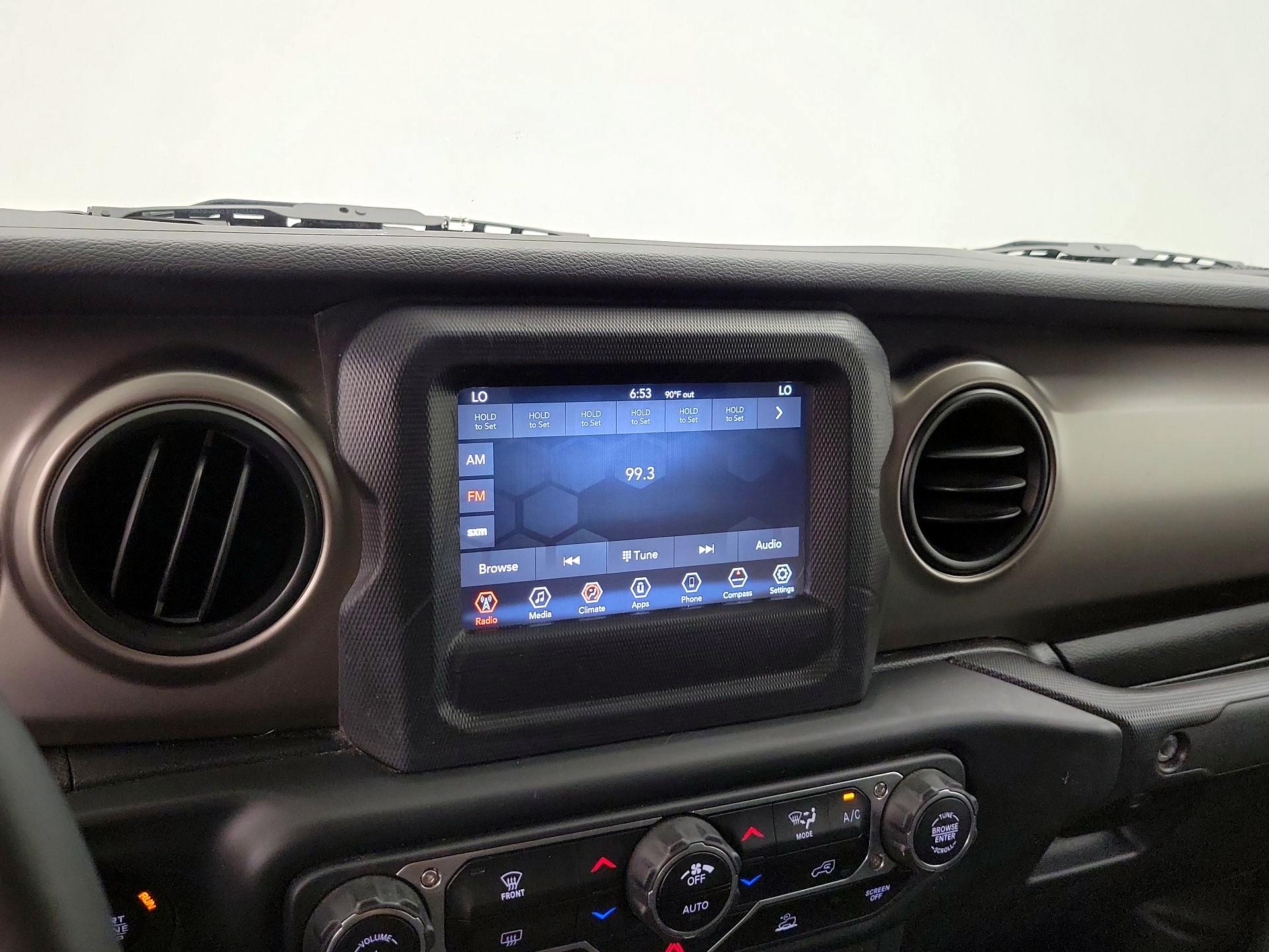 Thumbnail: 2020 Jeep Gladiator - 15