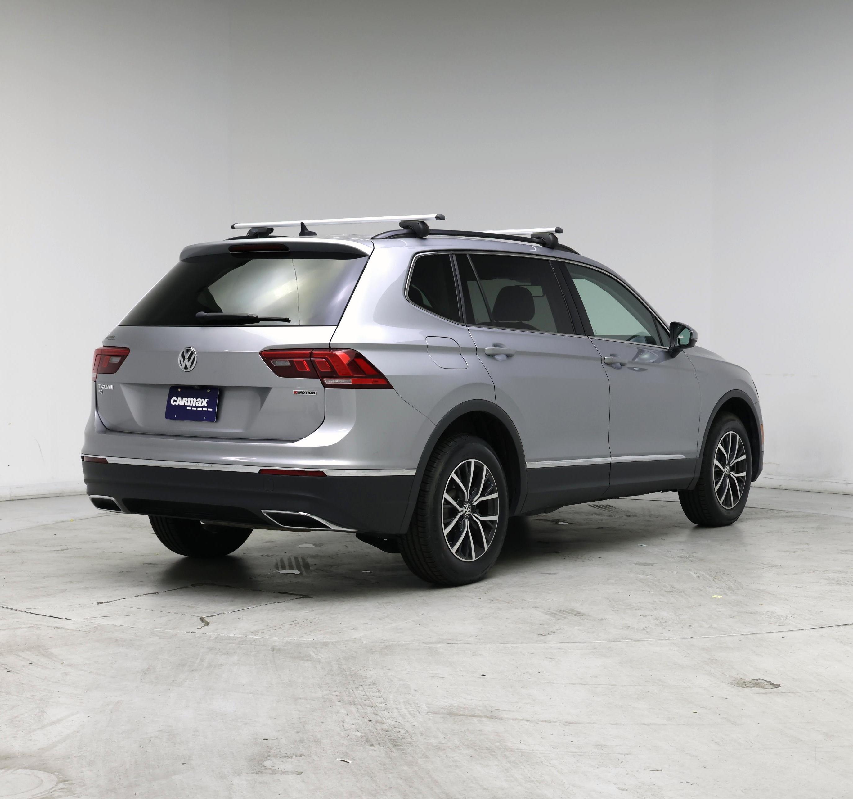 Thumbnail: 2020 Volkswagen Tiguan - 8