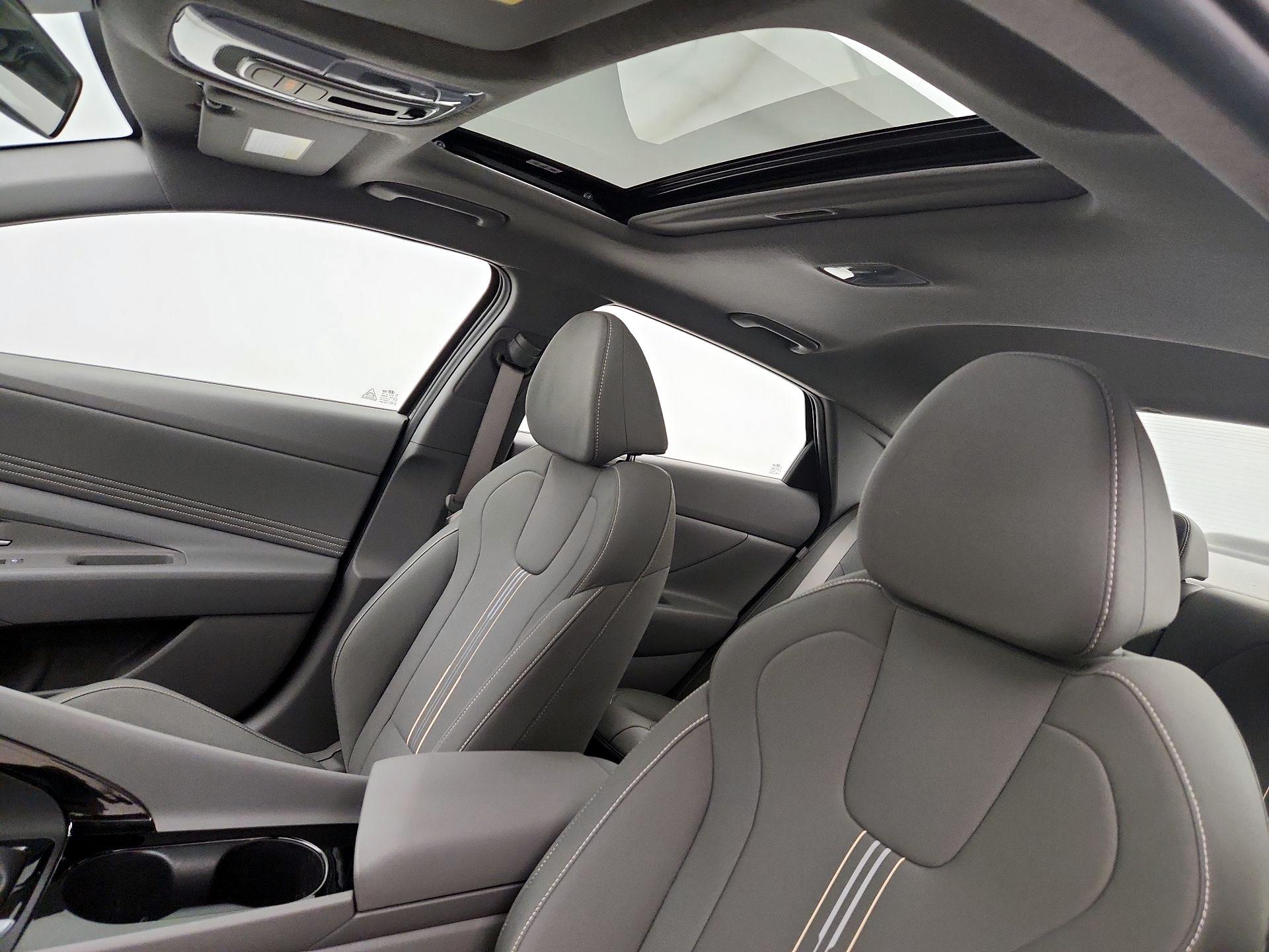 Thumbnail: 2026 Hyundai Elantra - 19