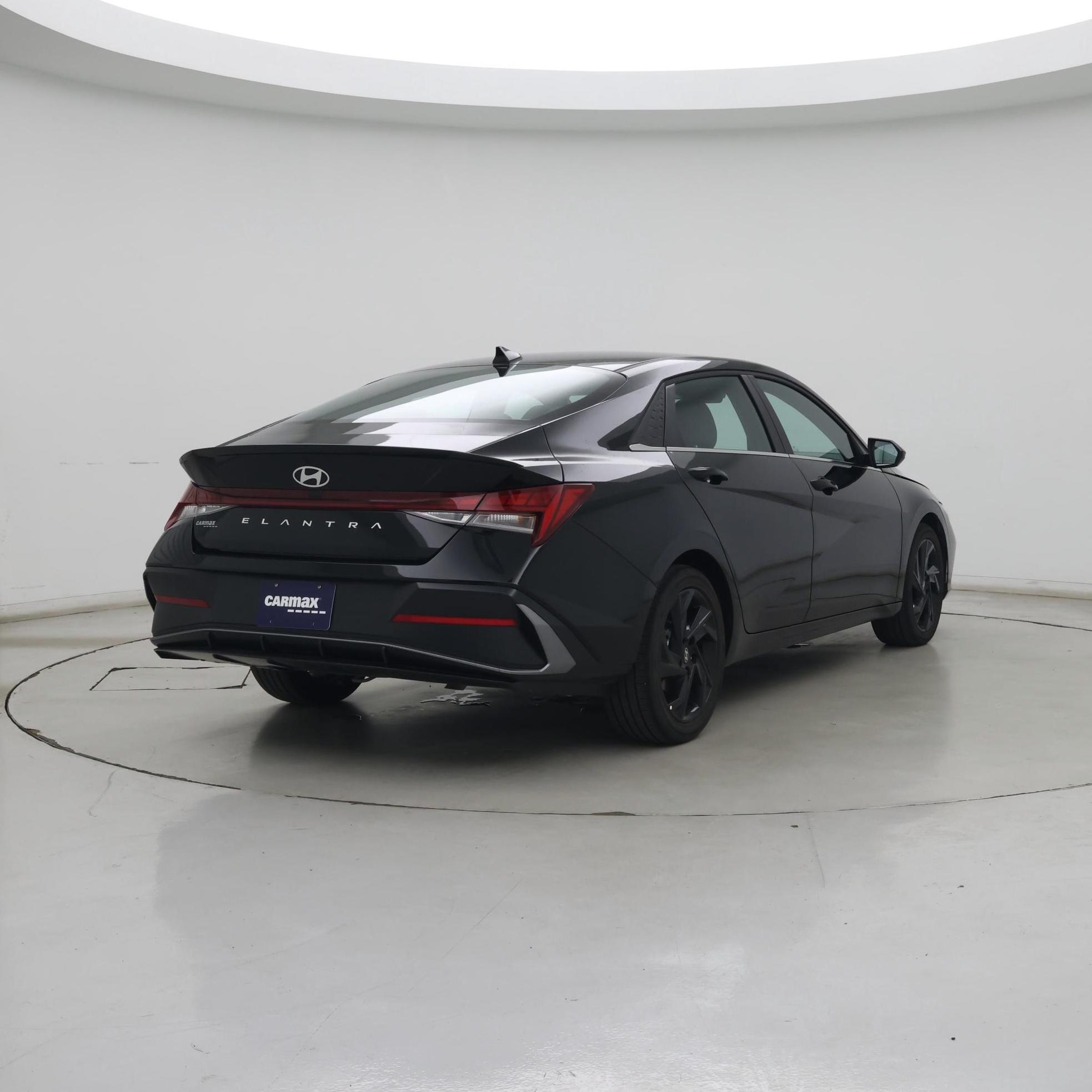 Thumbnail: 2026 Hyundai Elantra - 8