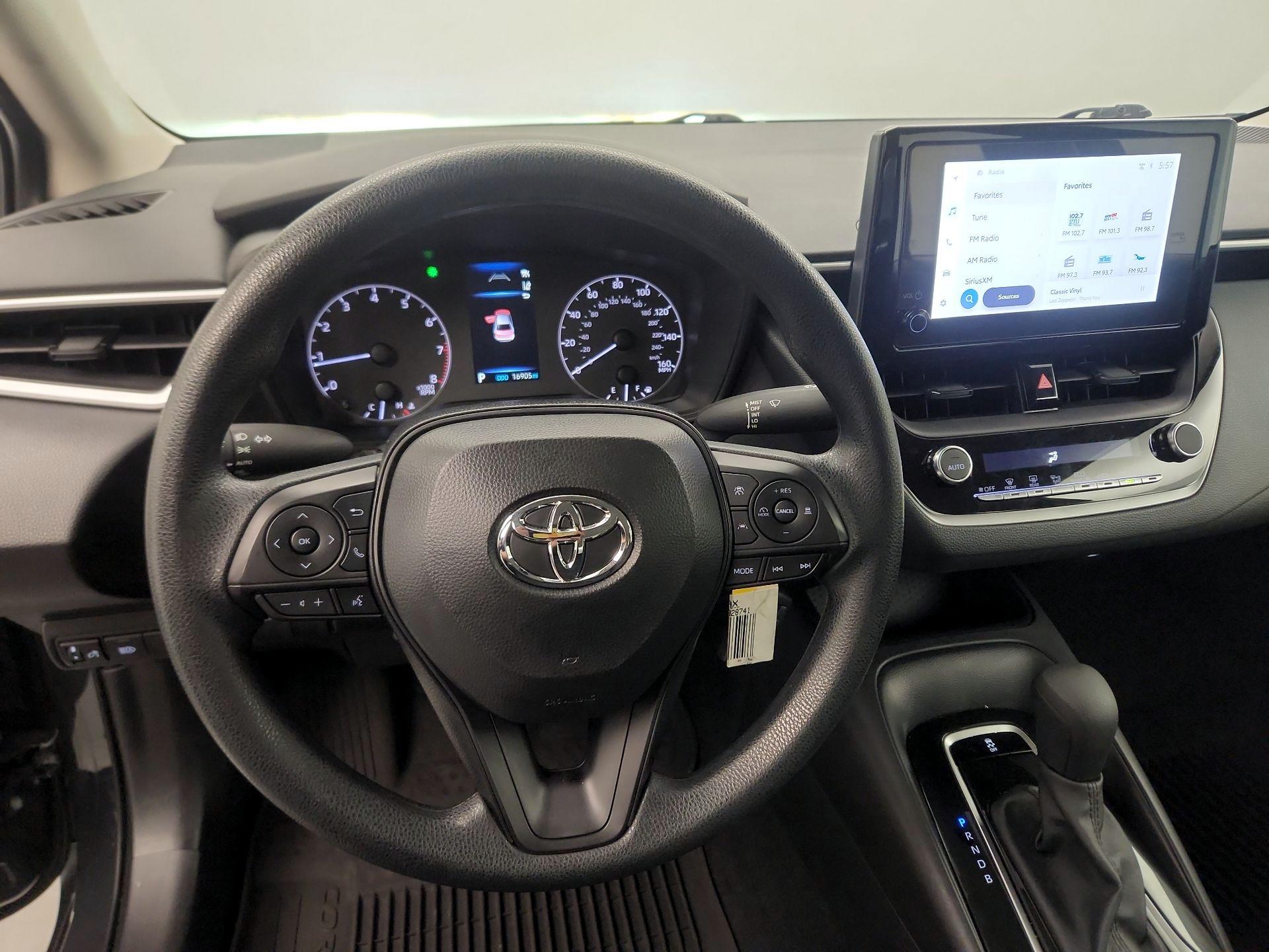 Thumbnail: 2025 Toyota Corolla - 10