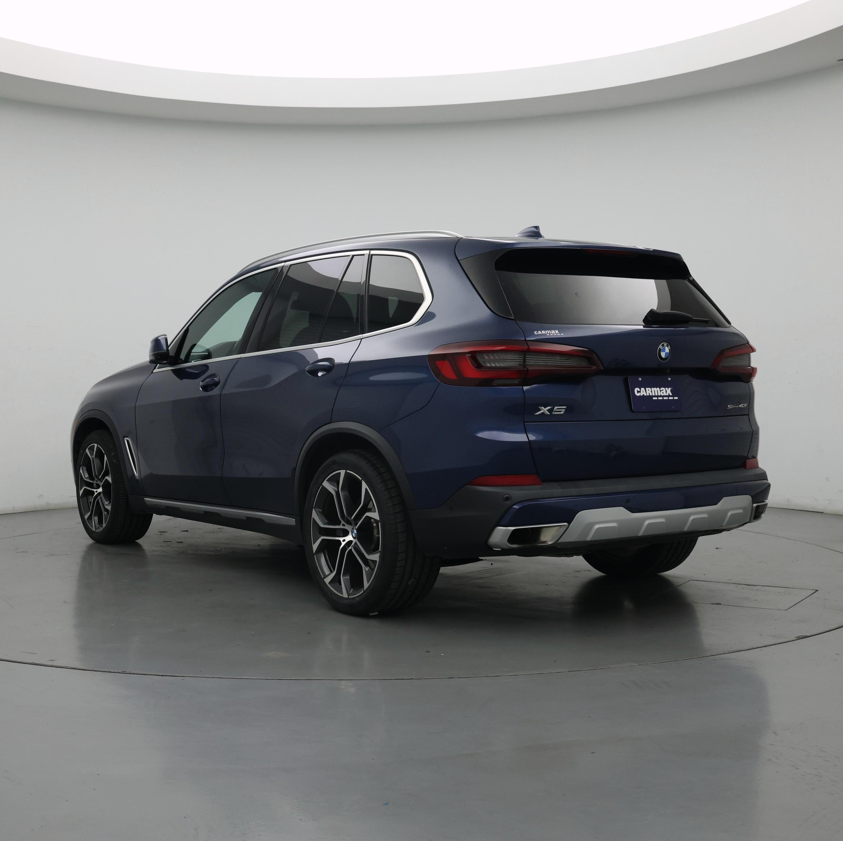Thumbnail: 2023 BMW X5 - 2