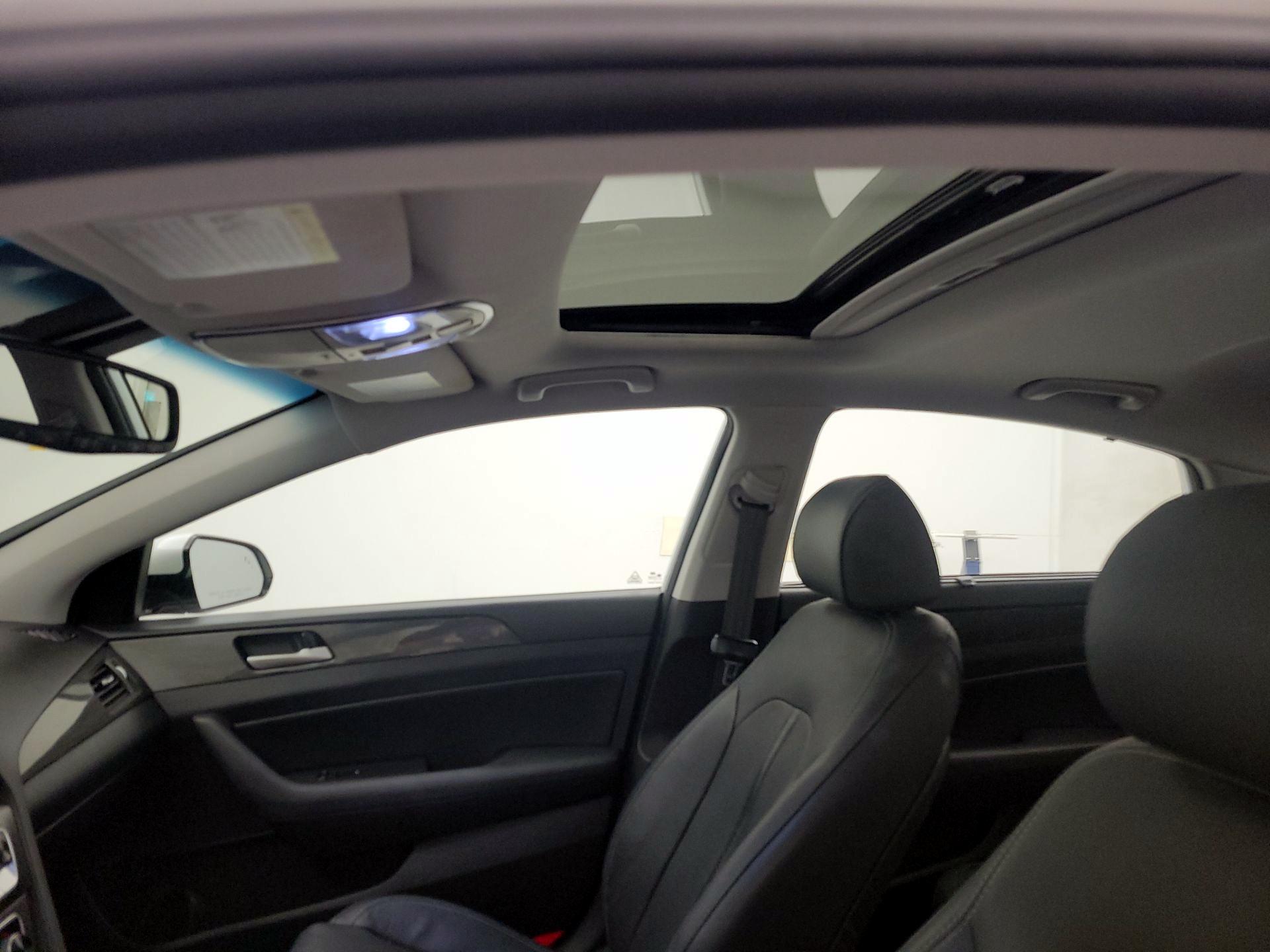Thumbnail: 2018 Hyundai Sonata - 19
