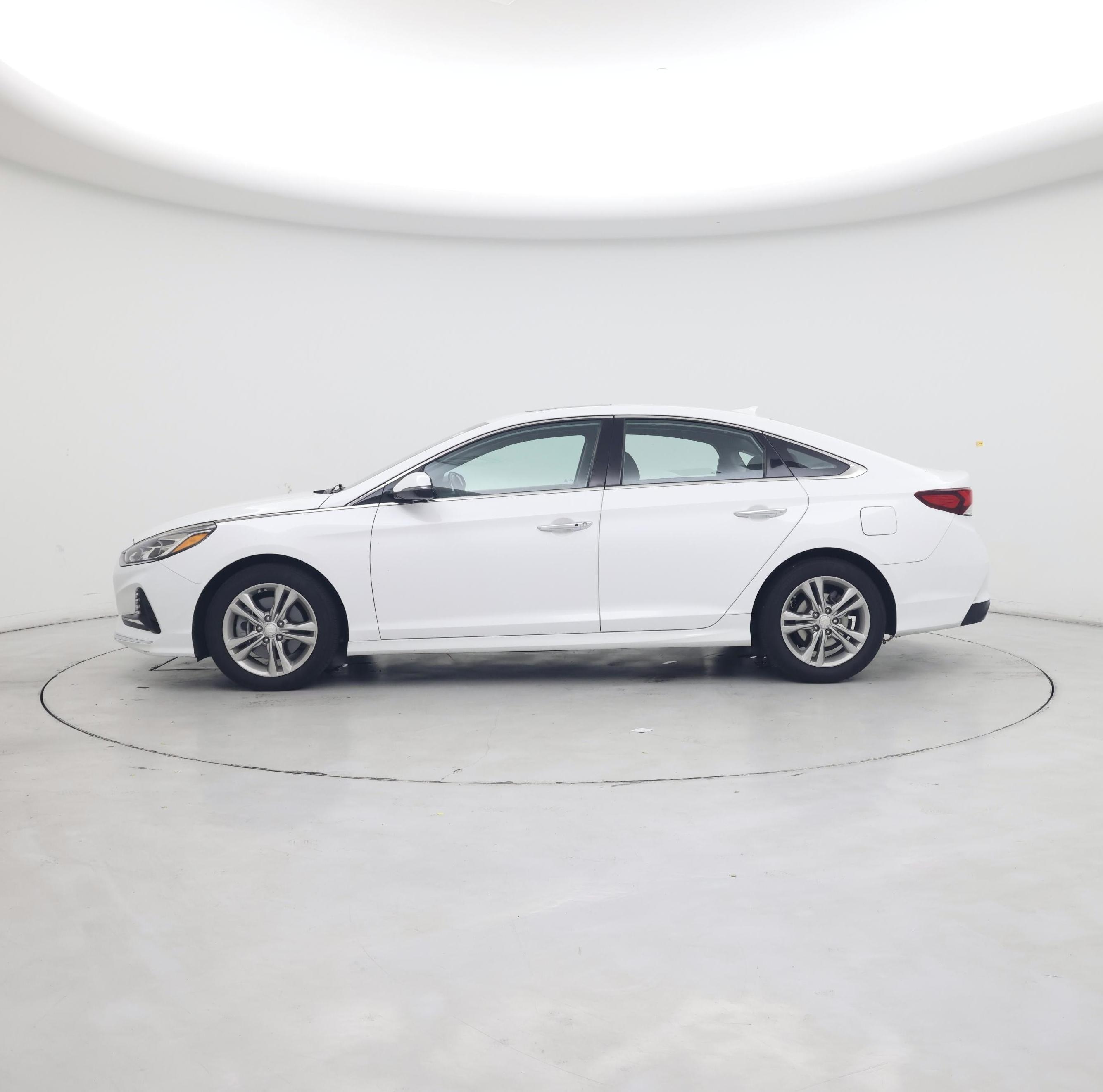 Thumbnail: 2018 Hyundai Sonata - 3