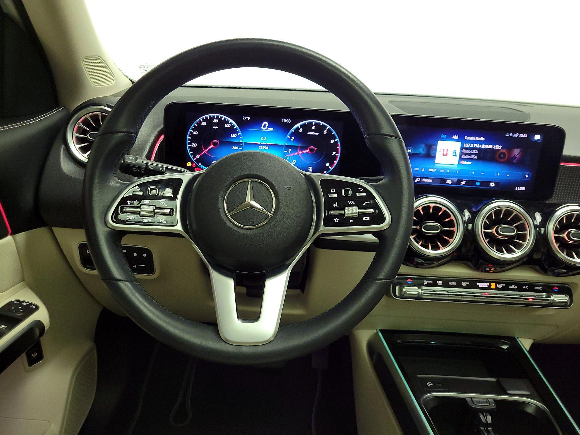 Thumbnail: 2022 Mercedes-Benz GLB - 10