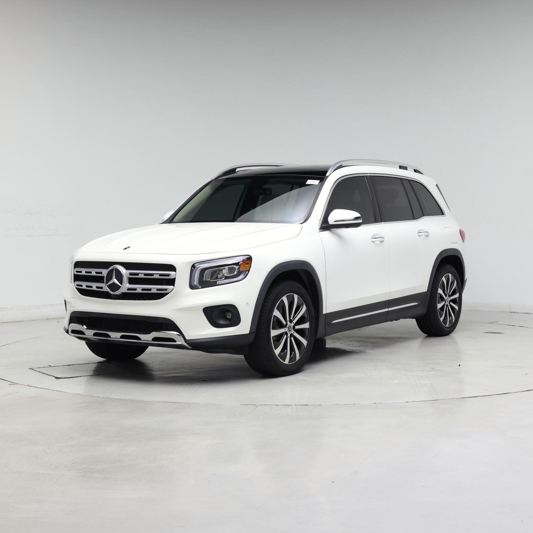 Thumbnail: 2022 Mercedes-Benz GLB - 4