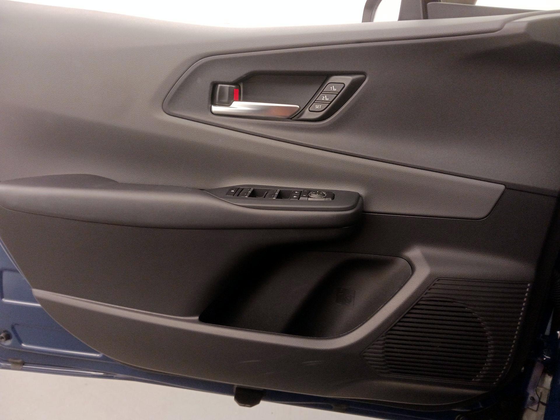 Thumbnail: 2026 Toyota Prius - 12