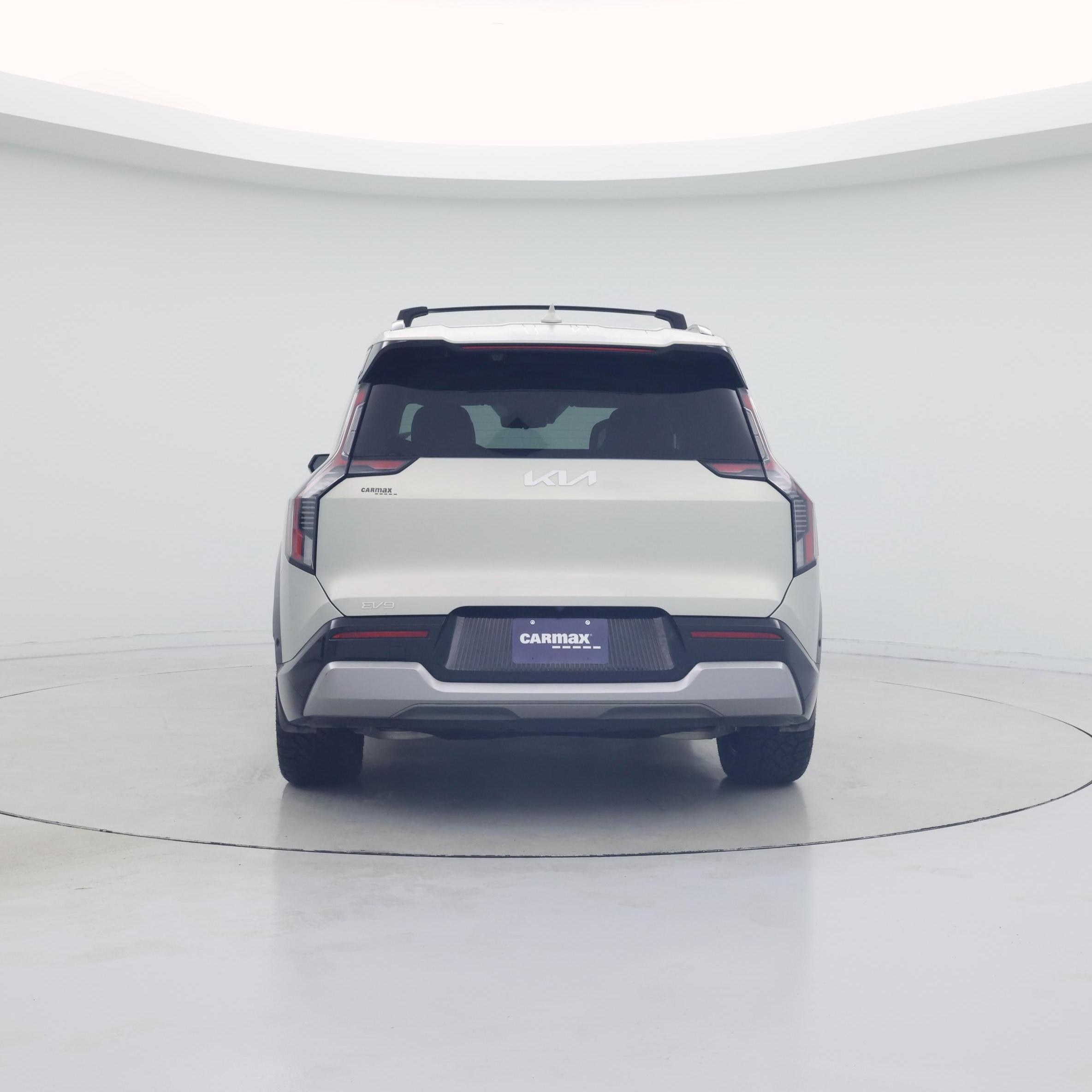 Thumbnail: 2024 Kia EV9 - 6
